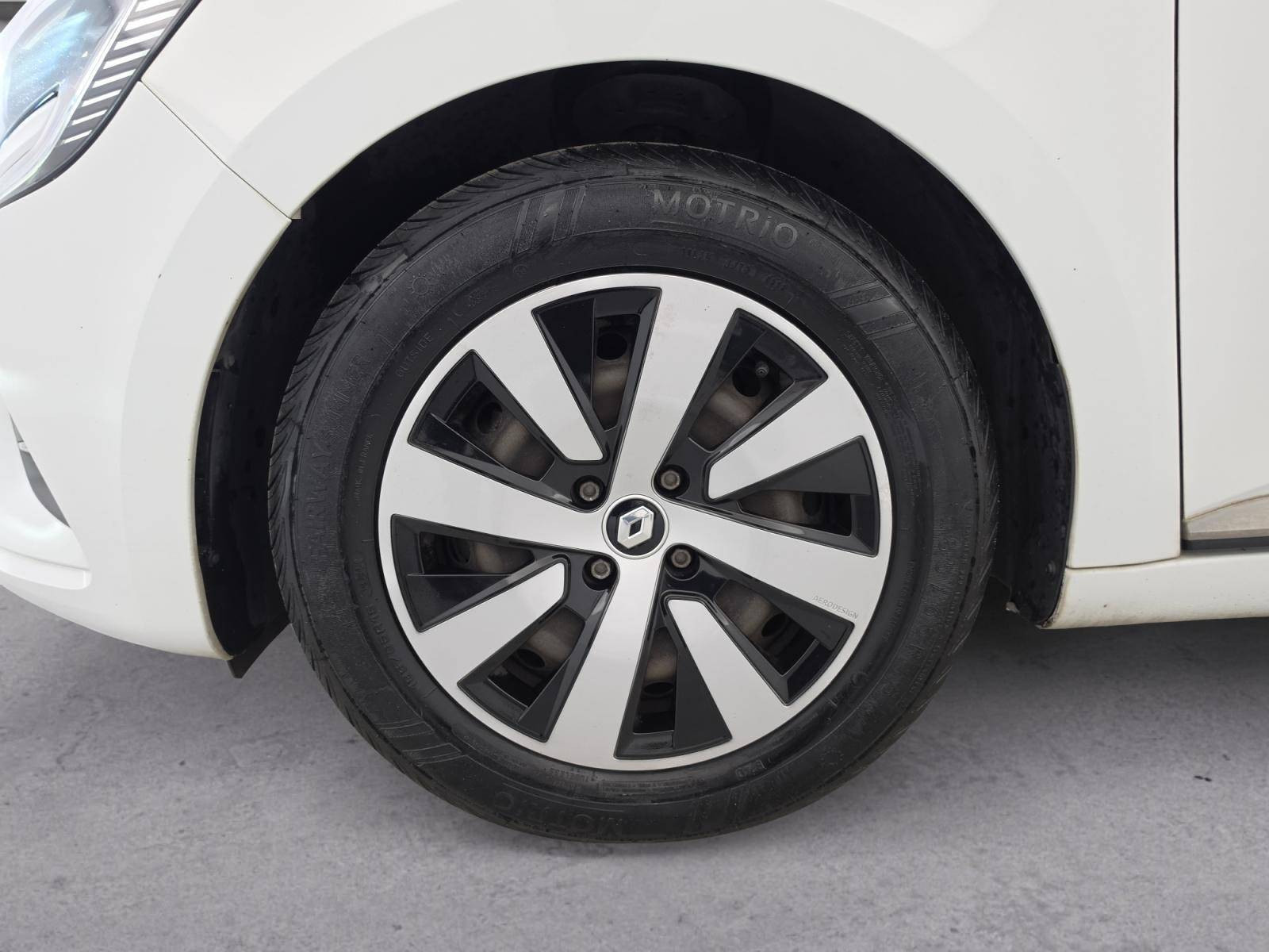 Vente en ligne Renault Clio 5 Clio TCe 90 au prix de 13 800 €