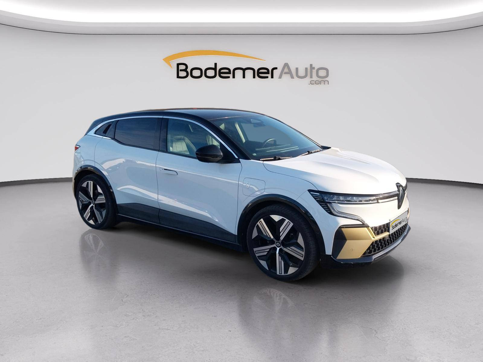 Vente en ligne Renault Megane E-Tech  EV60 220 ch super charge au prix de 26 490 €