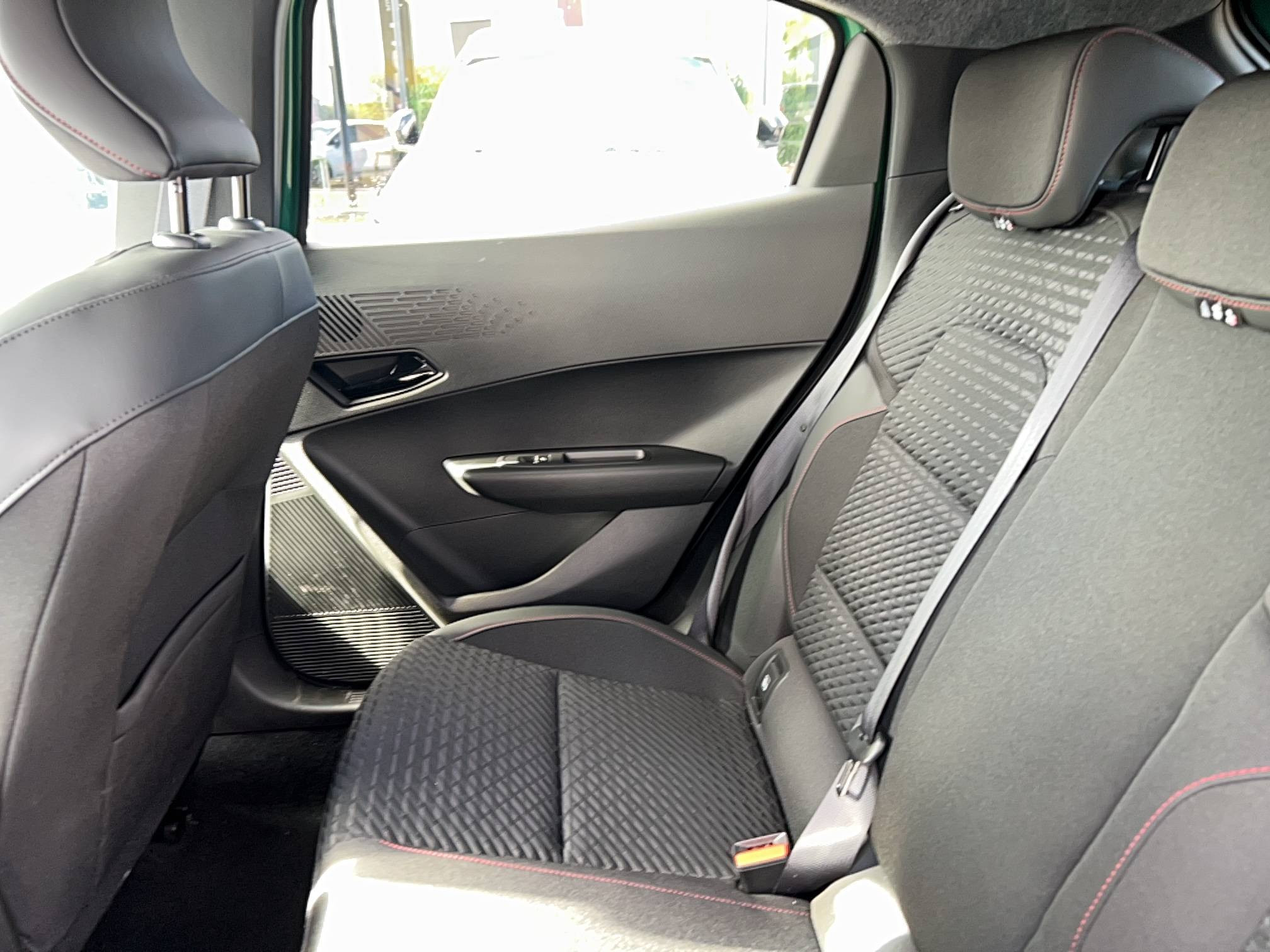 Vente en ligne Renault Clio 6 Clio E-Tech full hybrid 160 ch au prix de 27 490 €