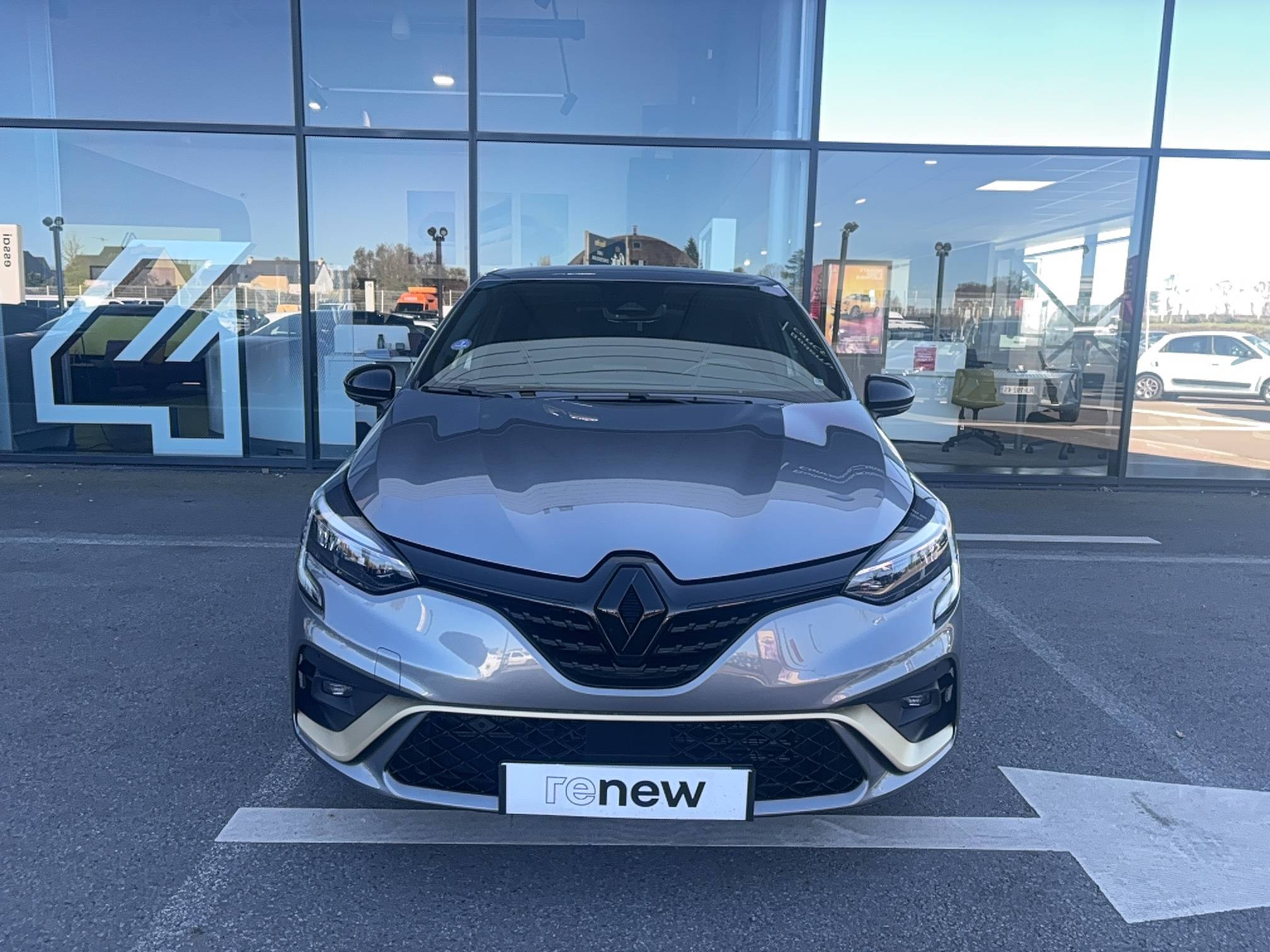 Renault Clio 5 Clio E-Tech full hybrid 145 occasion de 2022 en vente à Lamballe