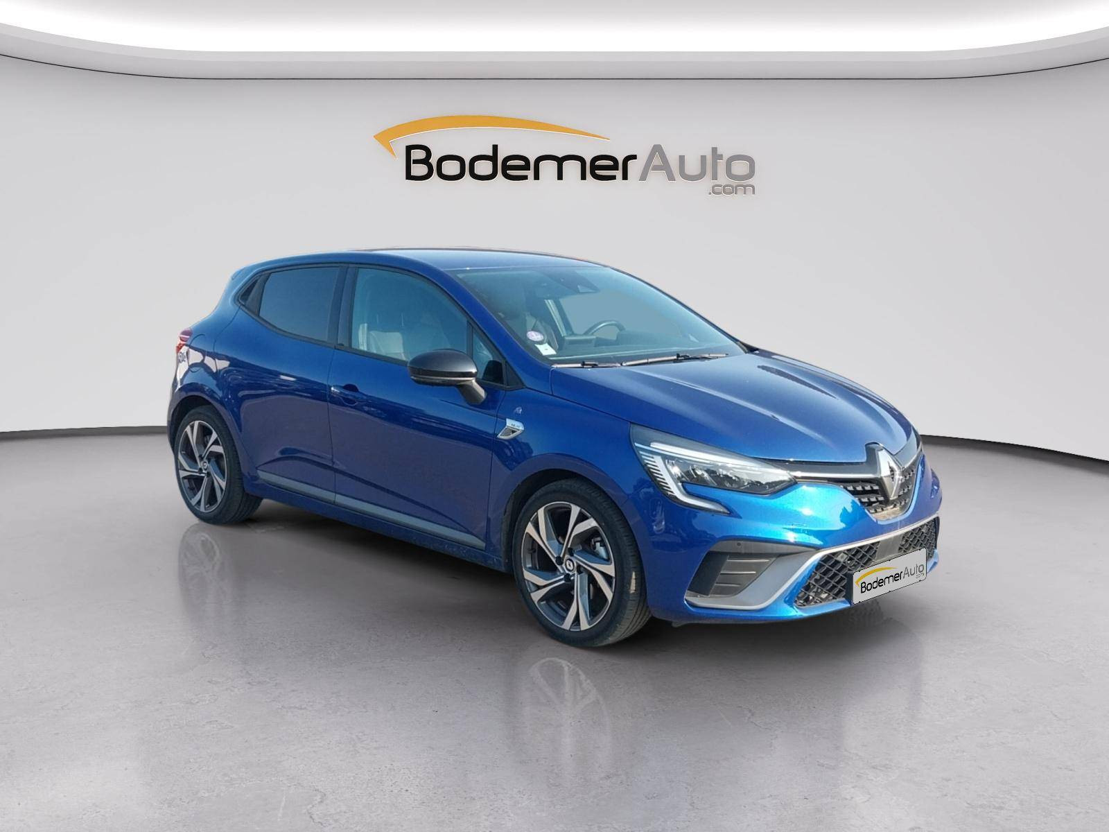 Vente en ligne Renault Clio 5 Clio E-Tech hybride 145 au prix de 19 490 €