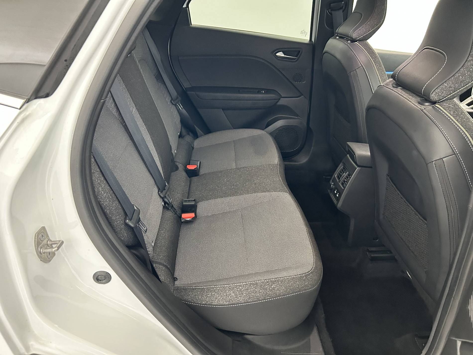 Vente en ligne Renault Symbioz  E-Tech full hybrid 145 au prix de 28 290 €