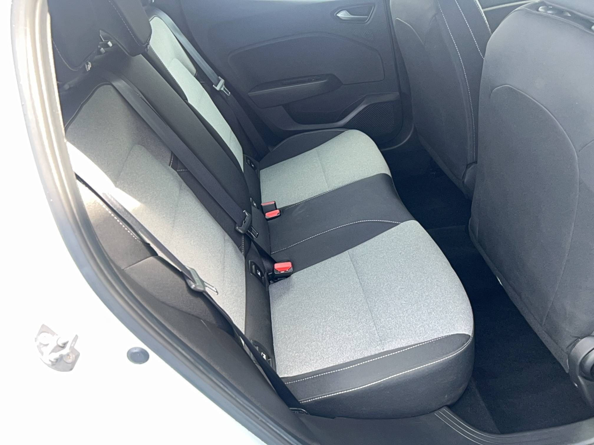 Vente en ligne Renault Clio 5 Clio TCe 90 au prix de 15 990 €