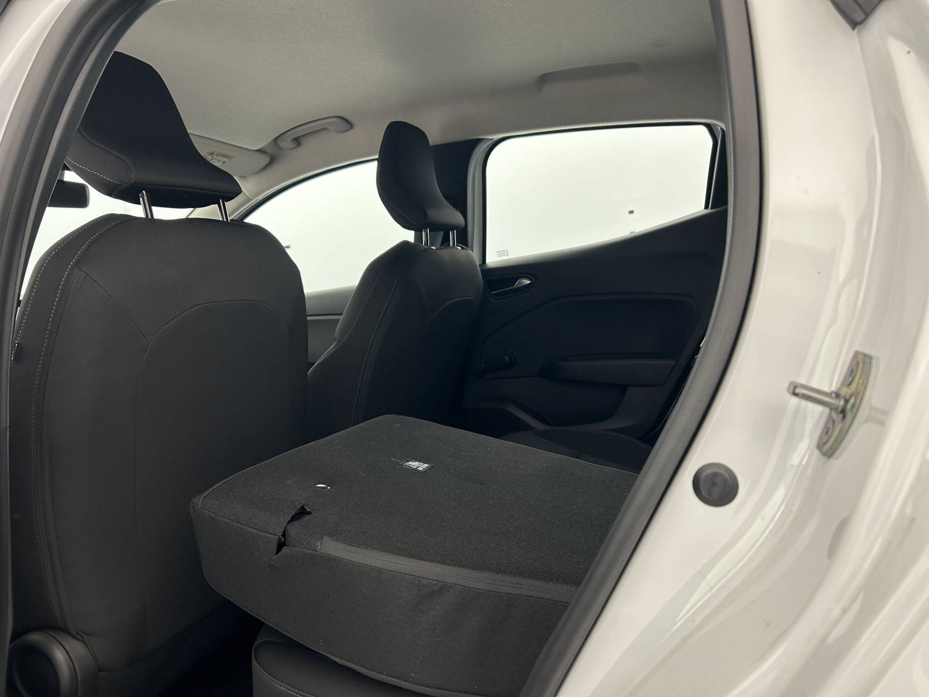 Vente en ligne Renault Clio 5 Clio TCe 90 au prix de 14 490 €