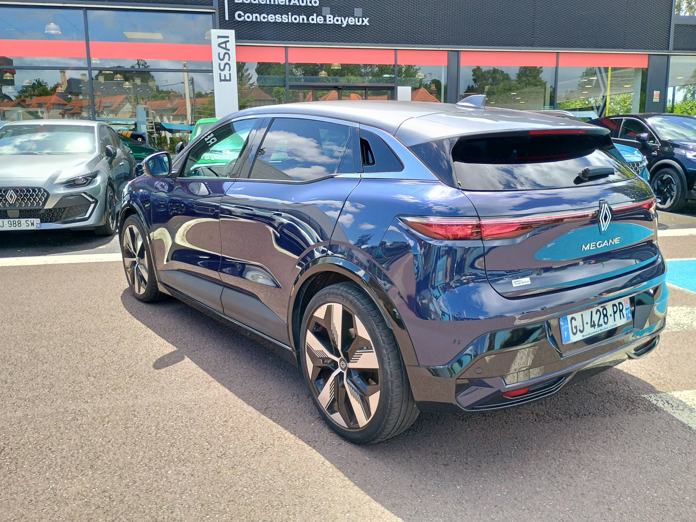 Vente en ligne Renault Megane E-Tech  EV60 220 ch optimum charge au prix de 23 990 €