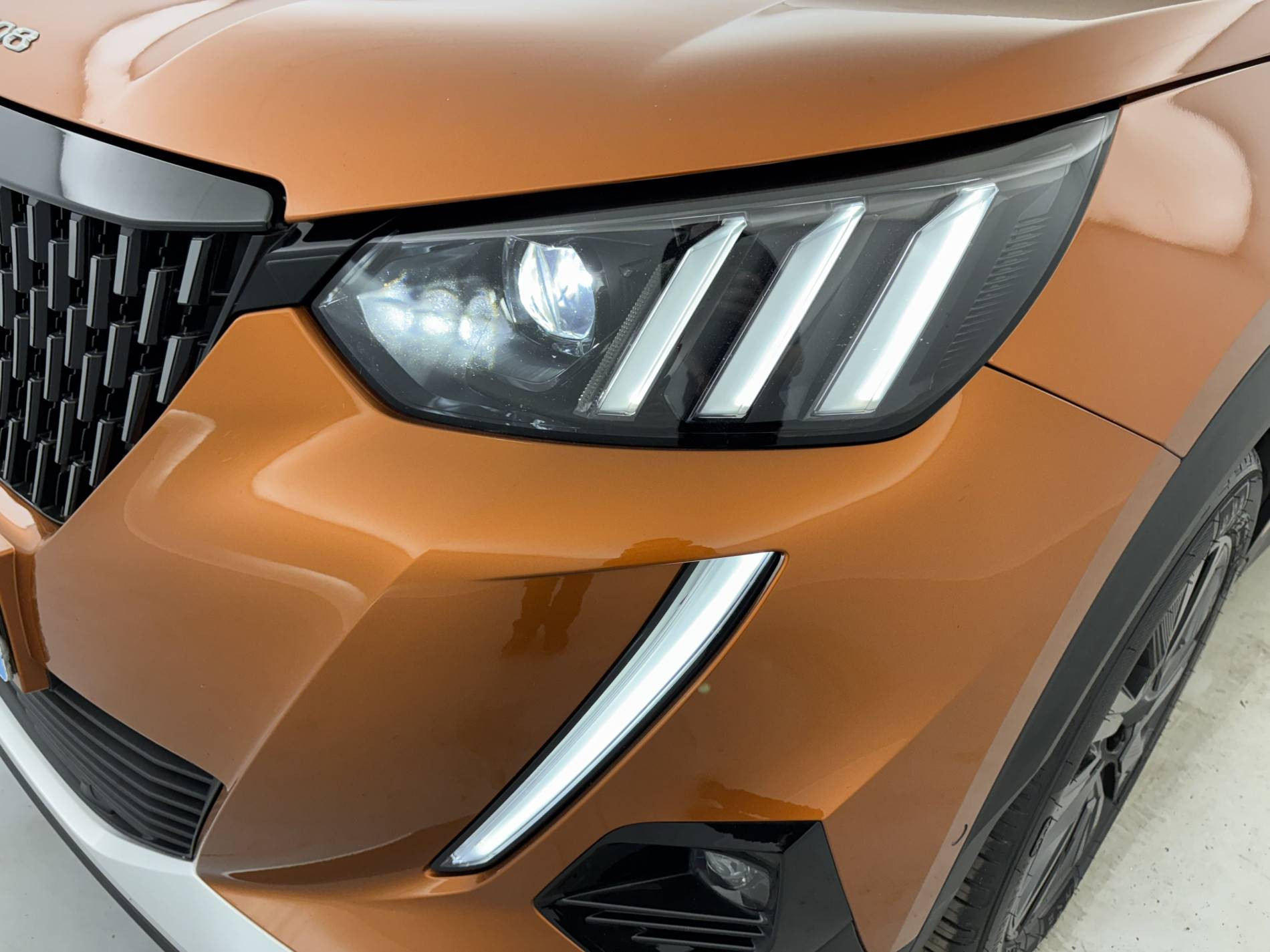 Vente en ligne Peugeot 2008  PureTech 155 S&S EAT8 au prix de 14 590 €