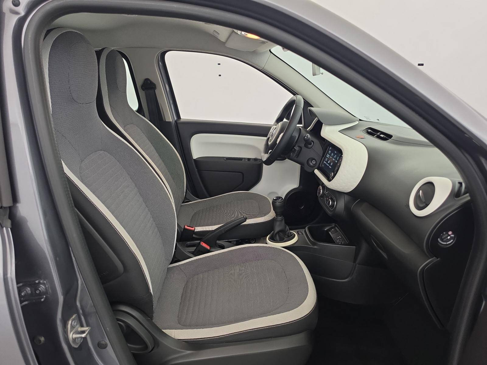 Vente en ligne Renault Twingo 3  SCe 65 - 21 au prix de 10 490 €