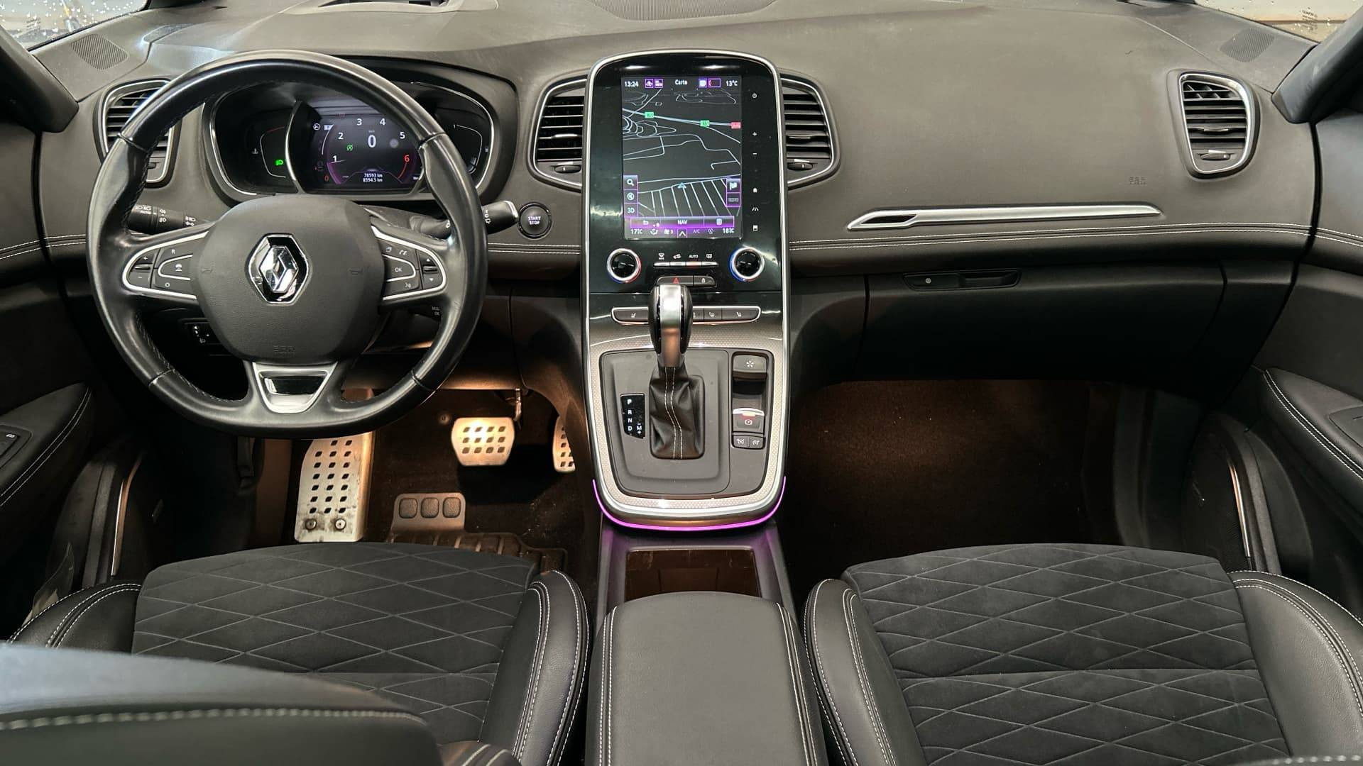 Vente en ligne Renault Grand Scenic 4 Grand Scenic TCe 160 EDC au prix de 22 990 €