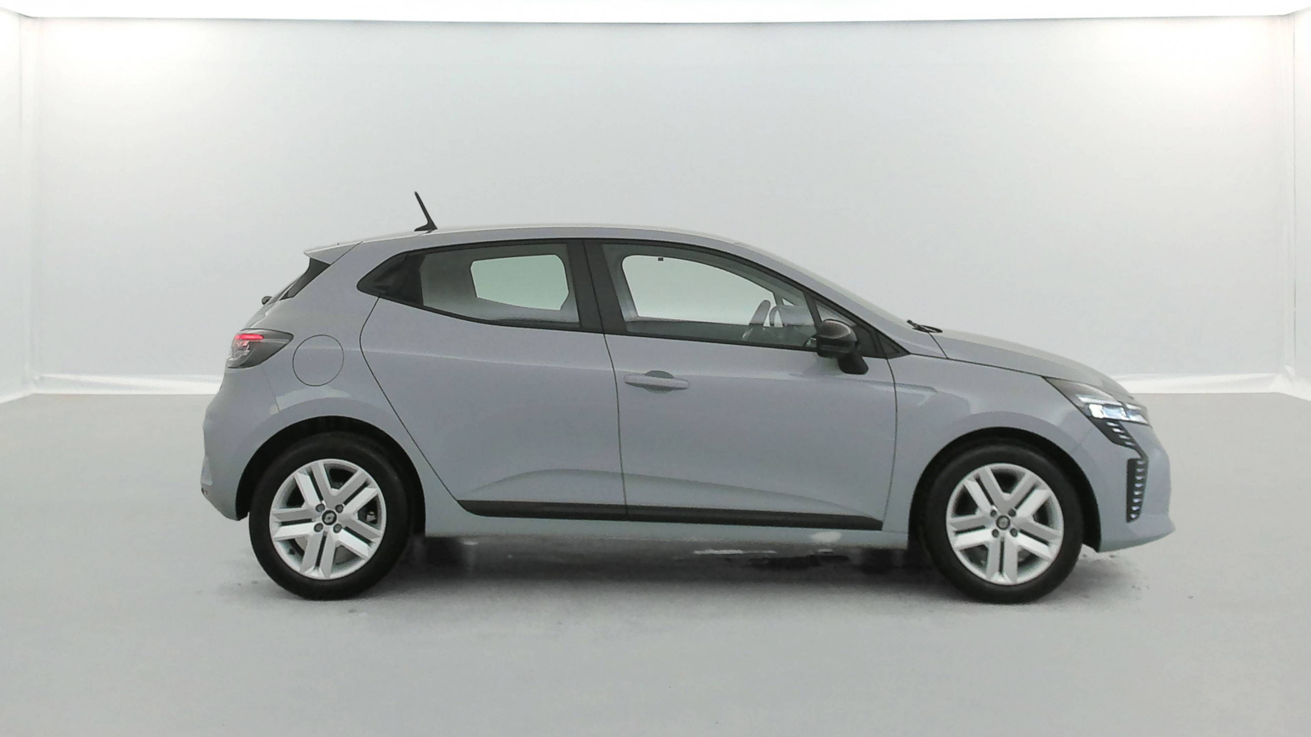 Vente en ligne Renault Clio 5 Clio TCe 90 ch GSR2 au prix de 15 790 €