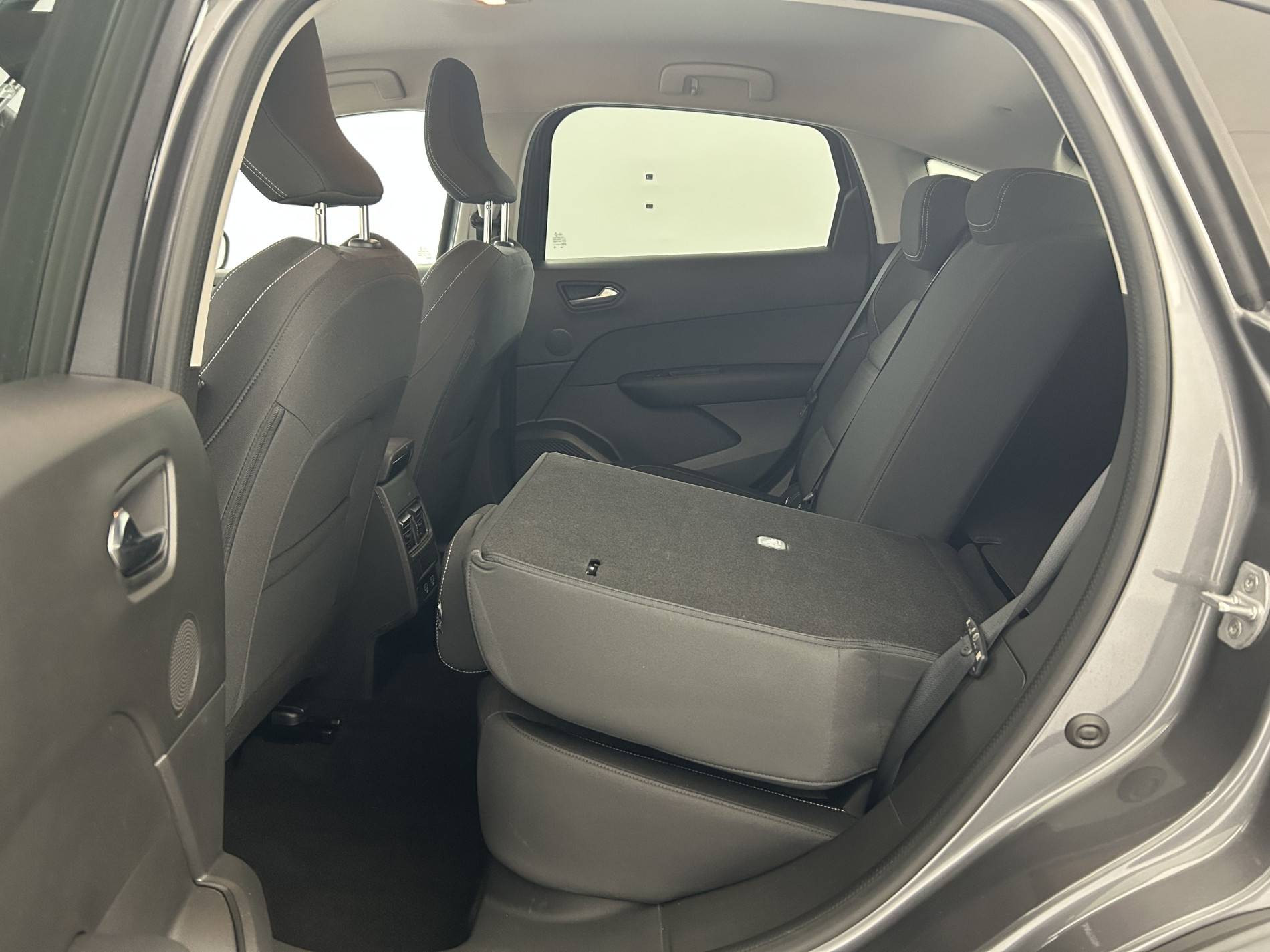 Vente en ligne Renault Arkana  mild hybrid 140 EDC FAP - 22 au prix de 20 490 €