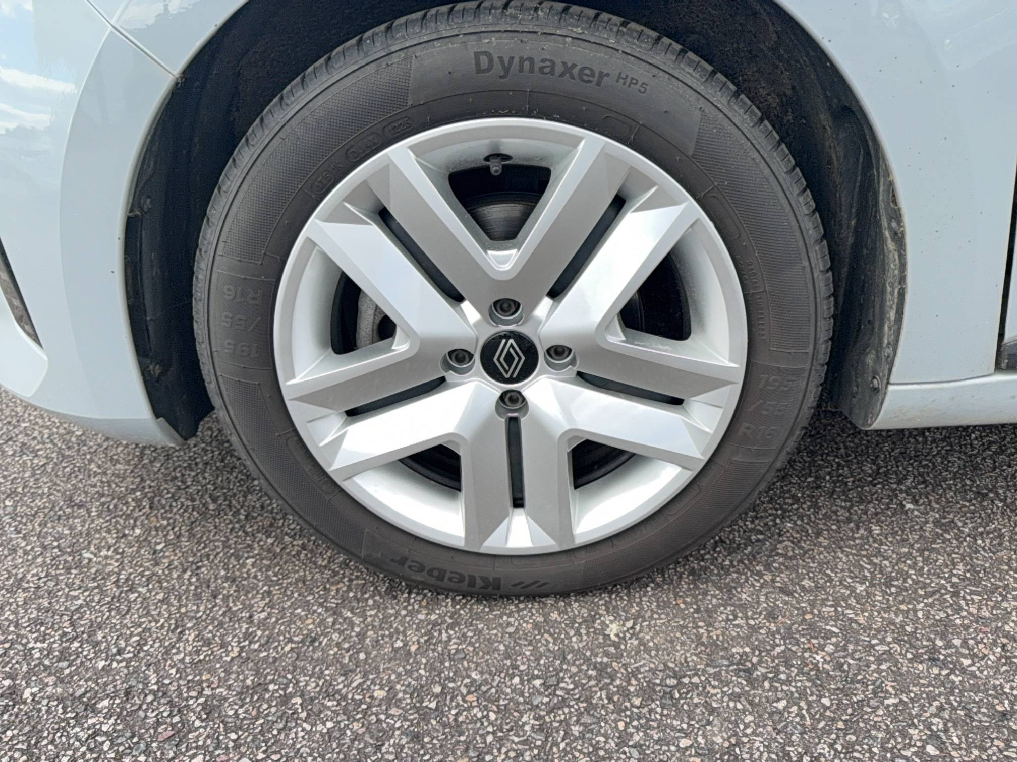 Vente en ligne Renault Clio 5 Clio Blue dCi 100 ch GSR2 au prix de 16 490 €