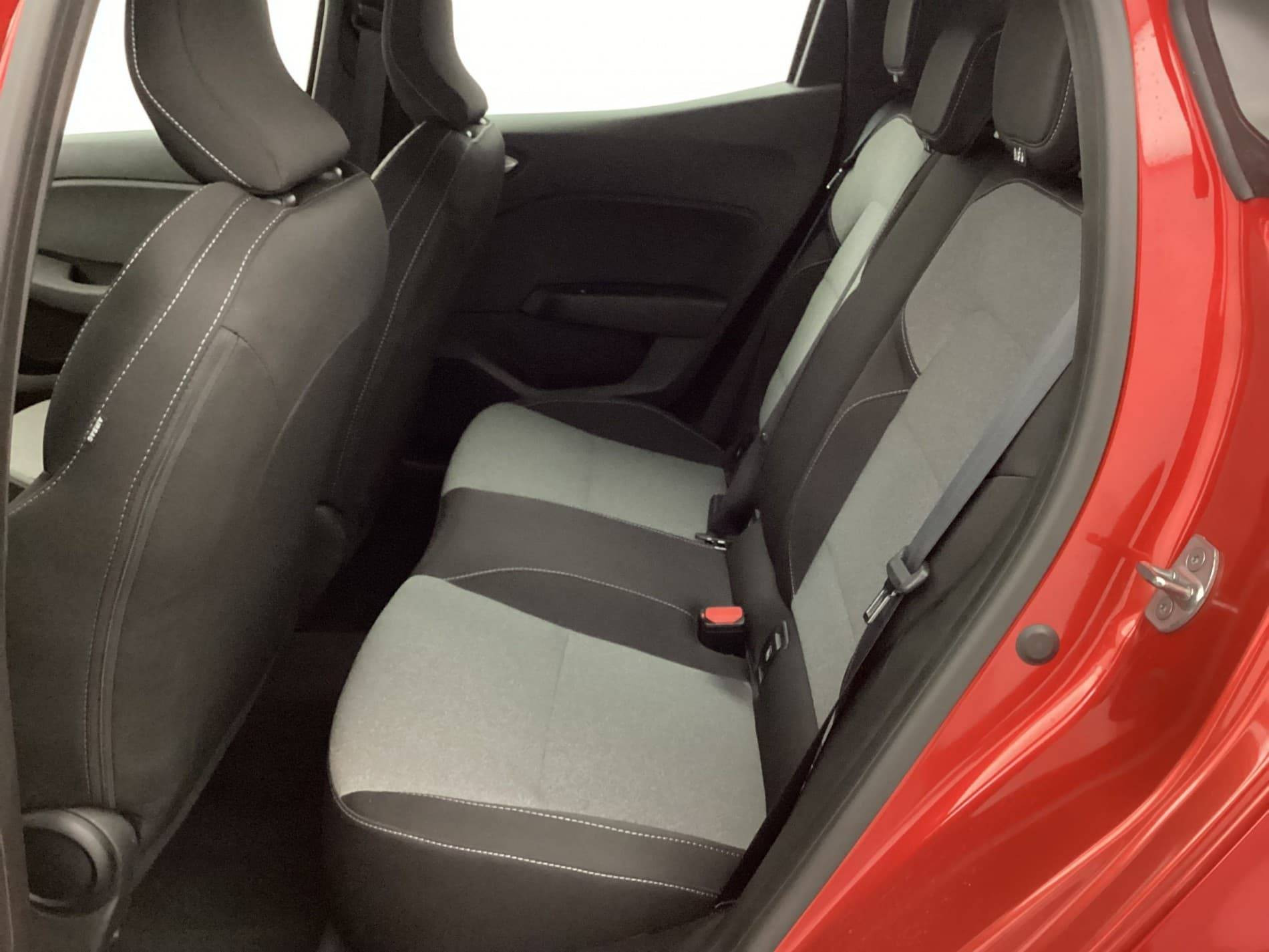 Vente en ligne Renault Clio 5 Clio Blue dCi 100 ch GSR2 au prix de 19 499 €