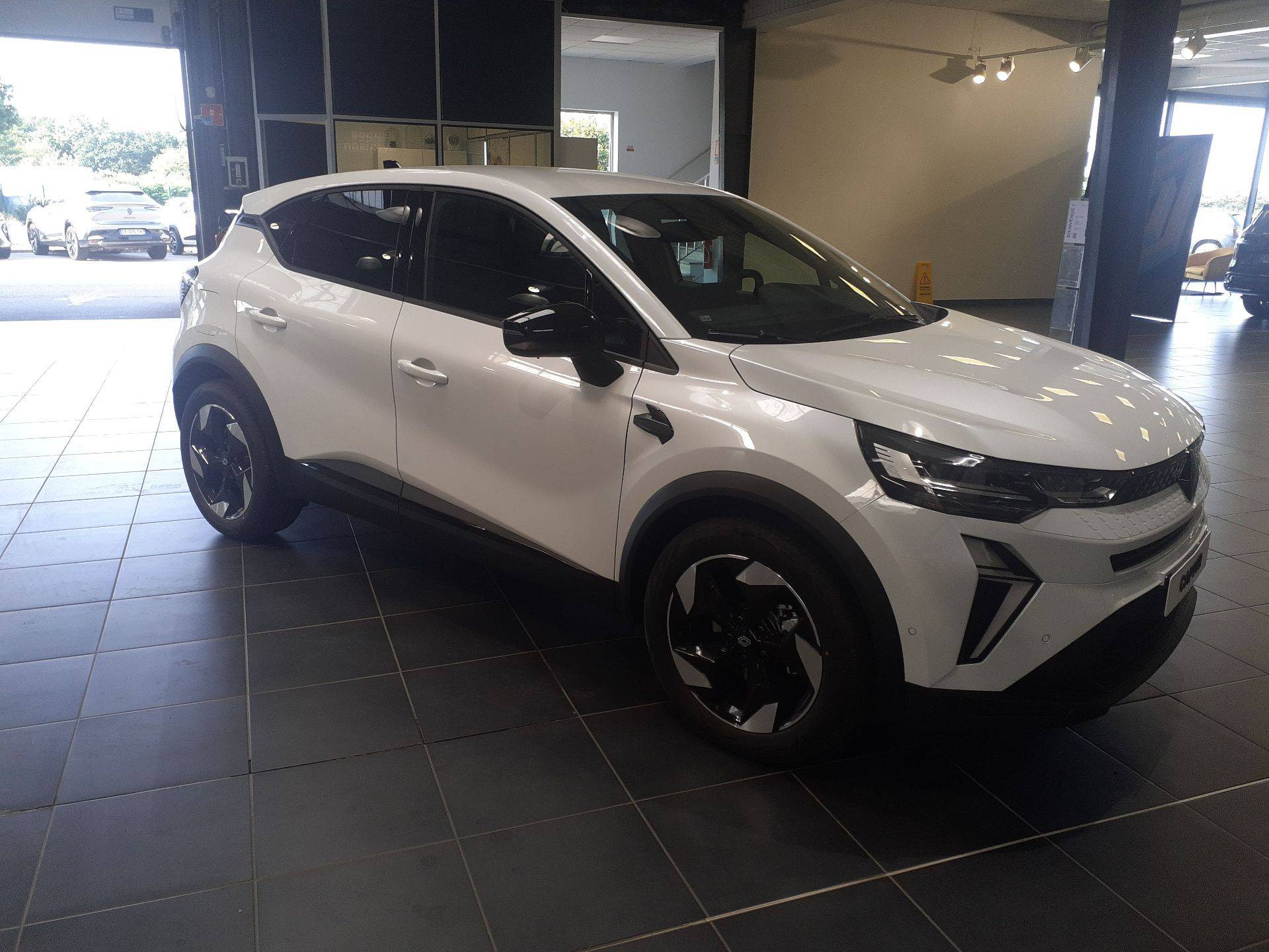 Vente en ligne Renault Captur  E-Tech full hybrid 160 ch au prix de 29 990 €