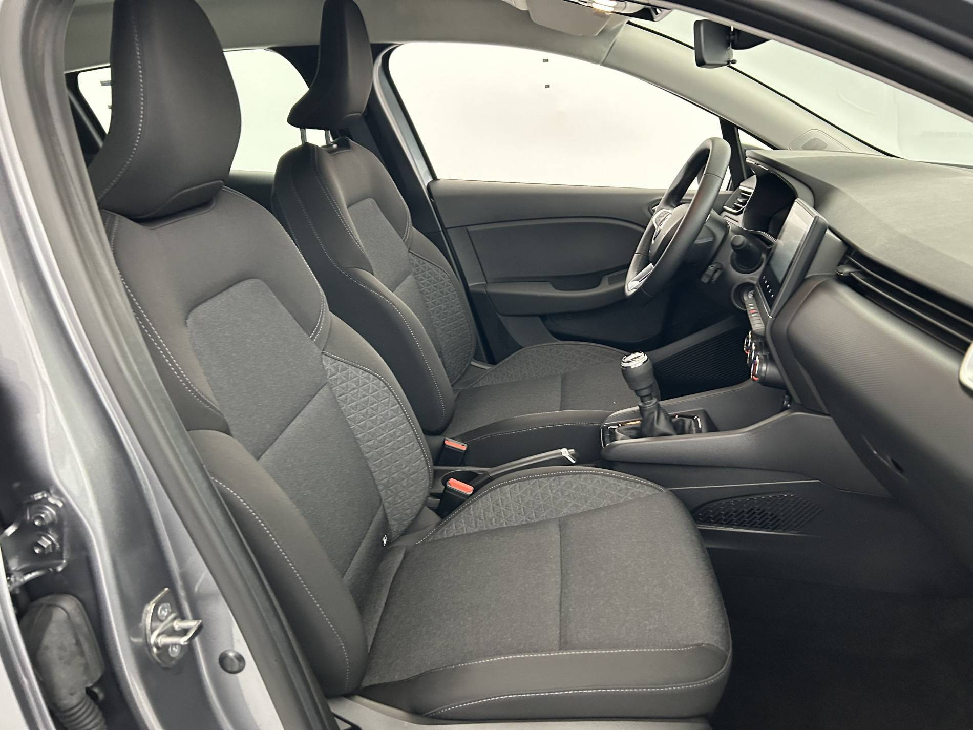 Vente en ligne Renault Clio 5 Clio TCe 90 au prix de 14 500 €