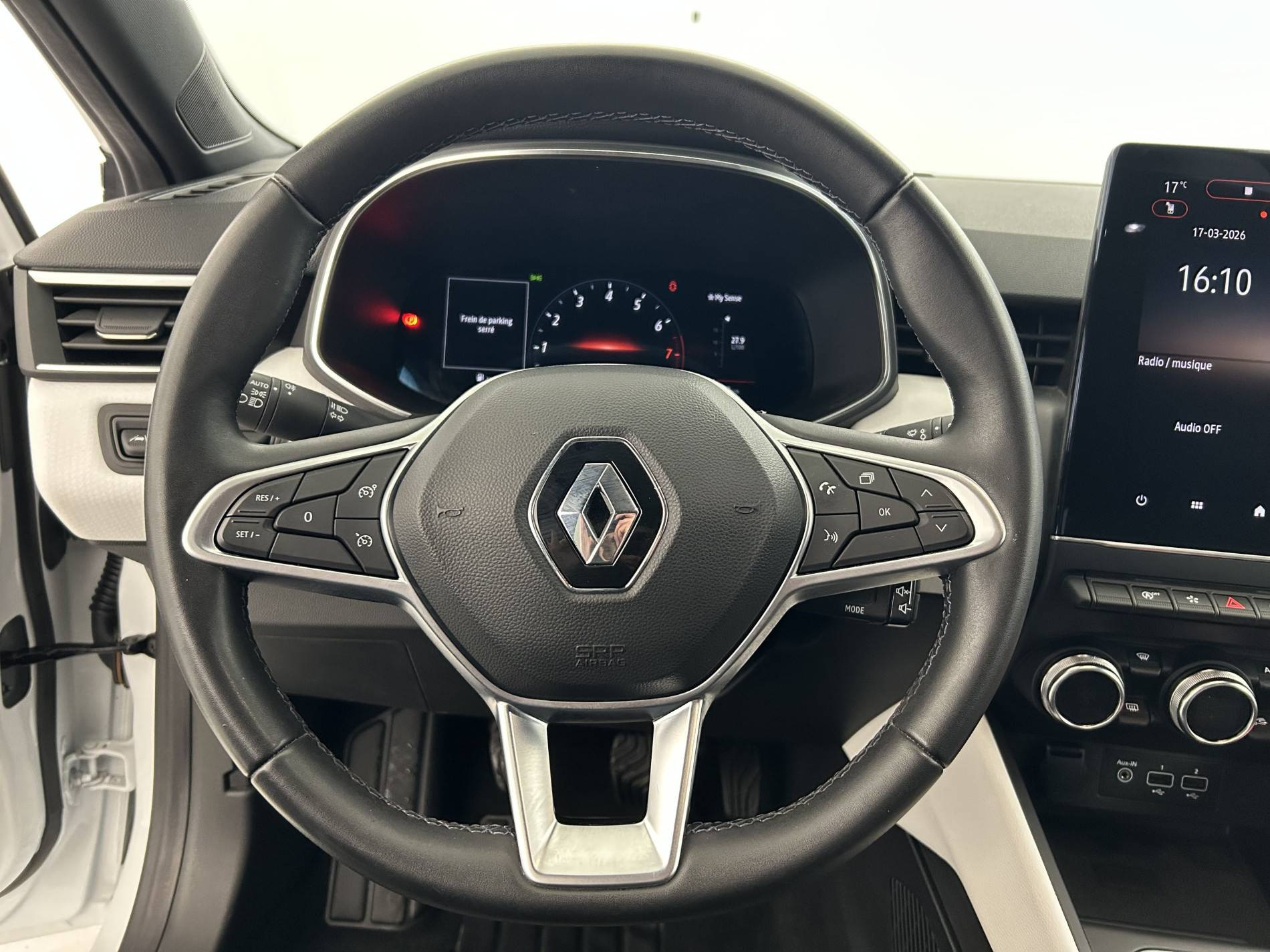 Vente en ligne Renault Clio 5 Clio TCe 90 au prix de 15 490 €