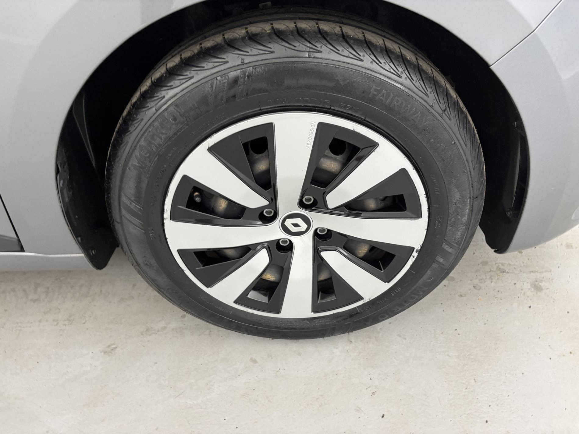 Vente en ligne Renault Clio 5 Clio E-Tech full hybrid 145 au prix de 14 990 €