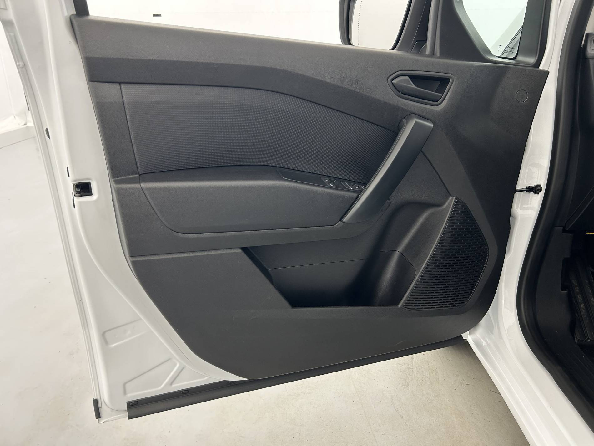 Vente en ligne Renault Kangoo Van  BLUE DCI 115 EDC au prix de 20 490 €