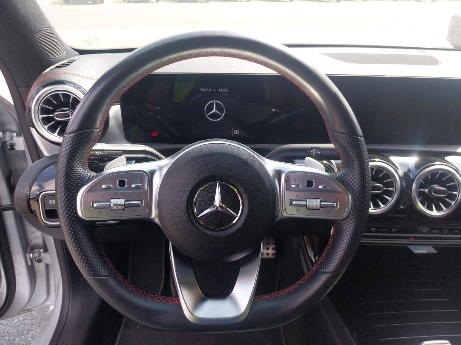 Vente en ligne Mercedes CLA Shooting Brake CLA Coupé 180 d 8G-DCT au prix de 25 990 €