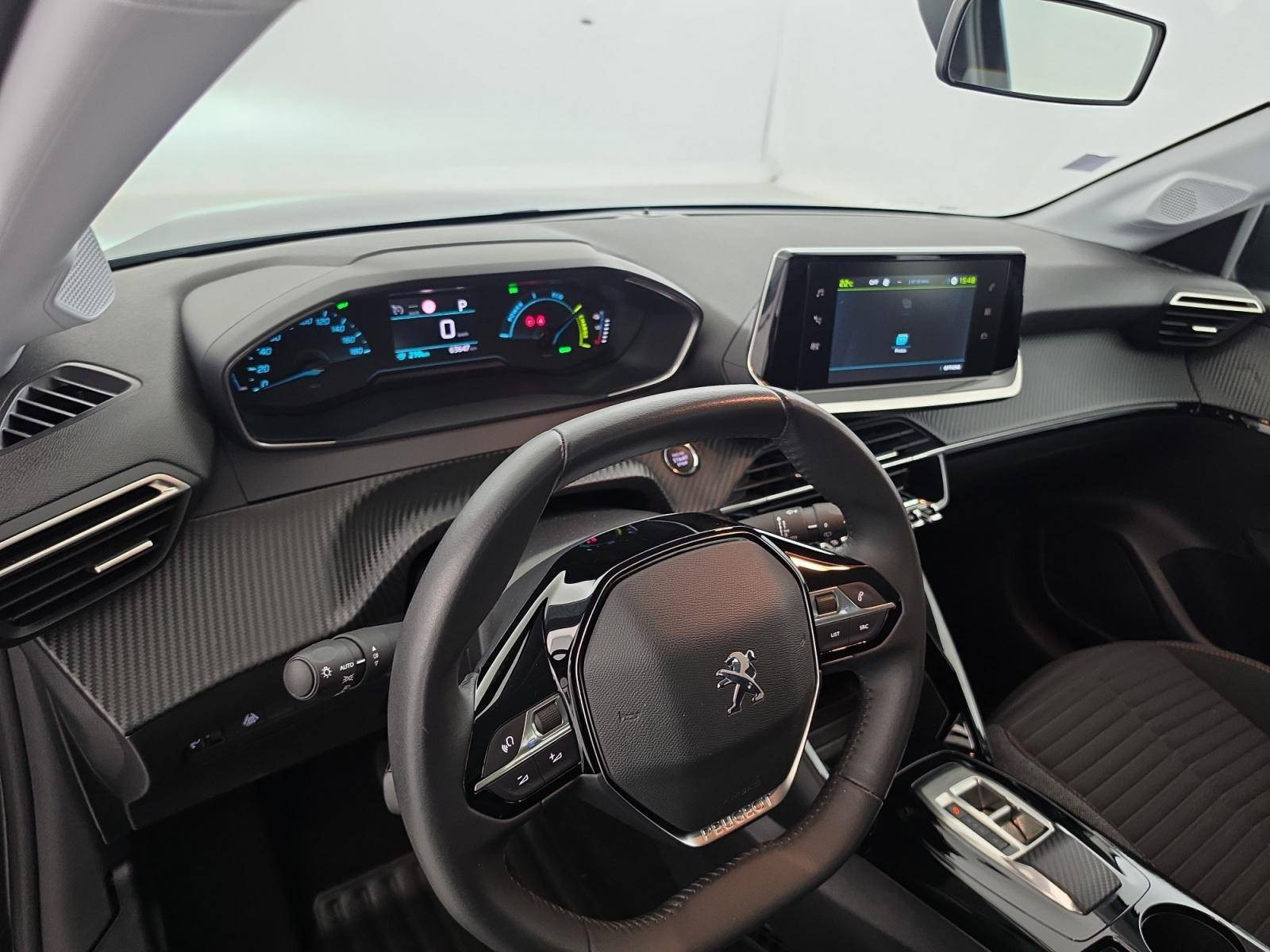 Vente en ligne Peugeot E-208  50 kWh 136ch au prix de 15 900 €