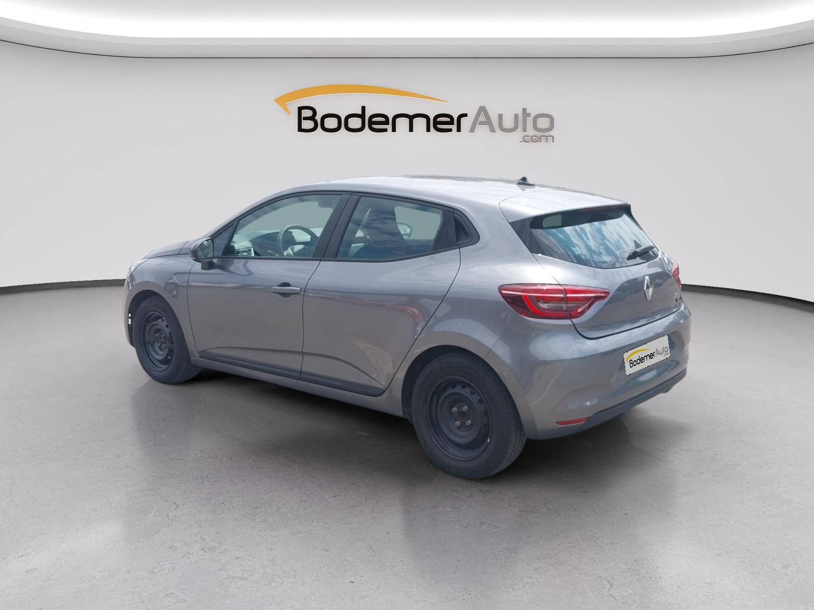 Vente en ligne Renault Clio 5 Clio E-Tech full hybrid 145 au prix de 16 990 €