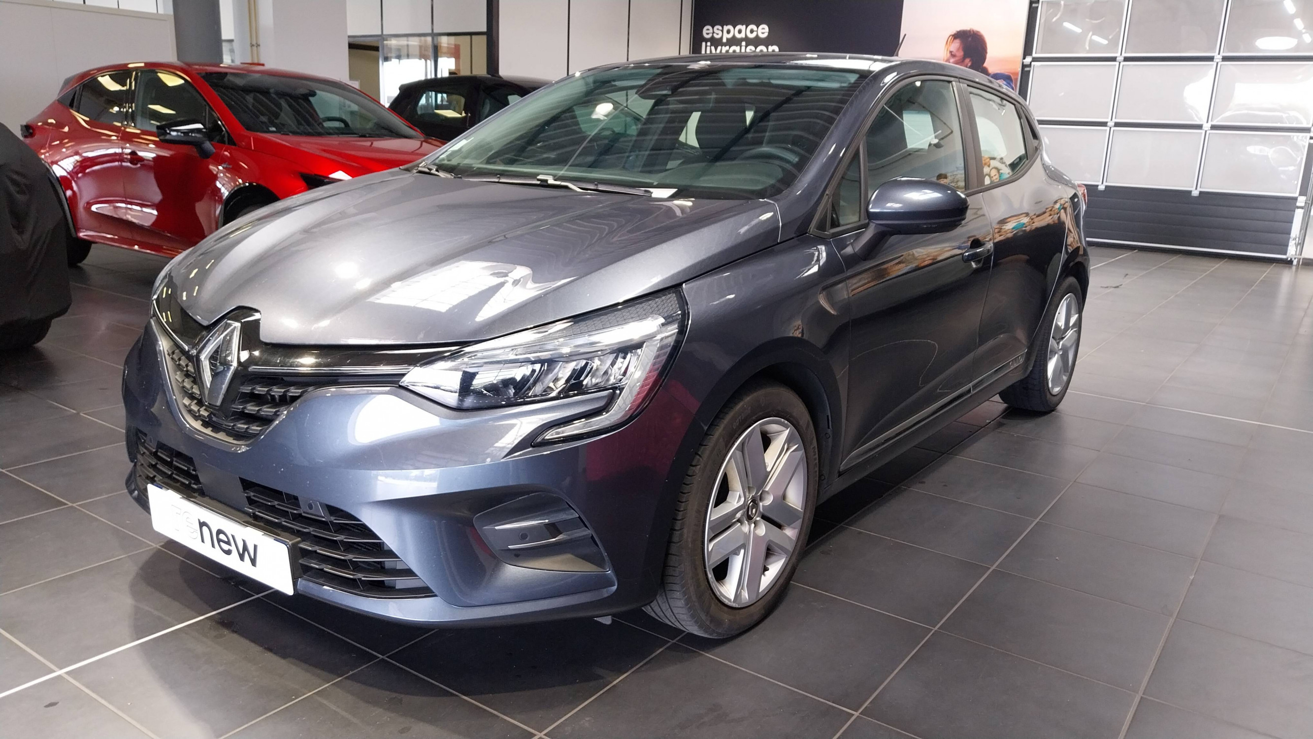 Renault Clio 5 Clio E-Tech 140 occasion de 2022 en vente à Quimper