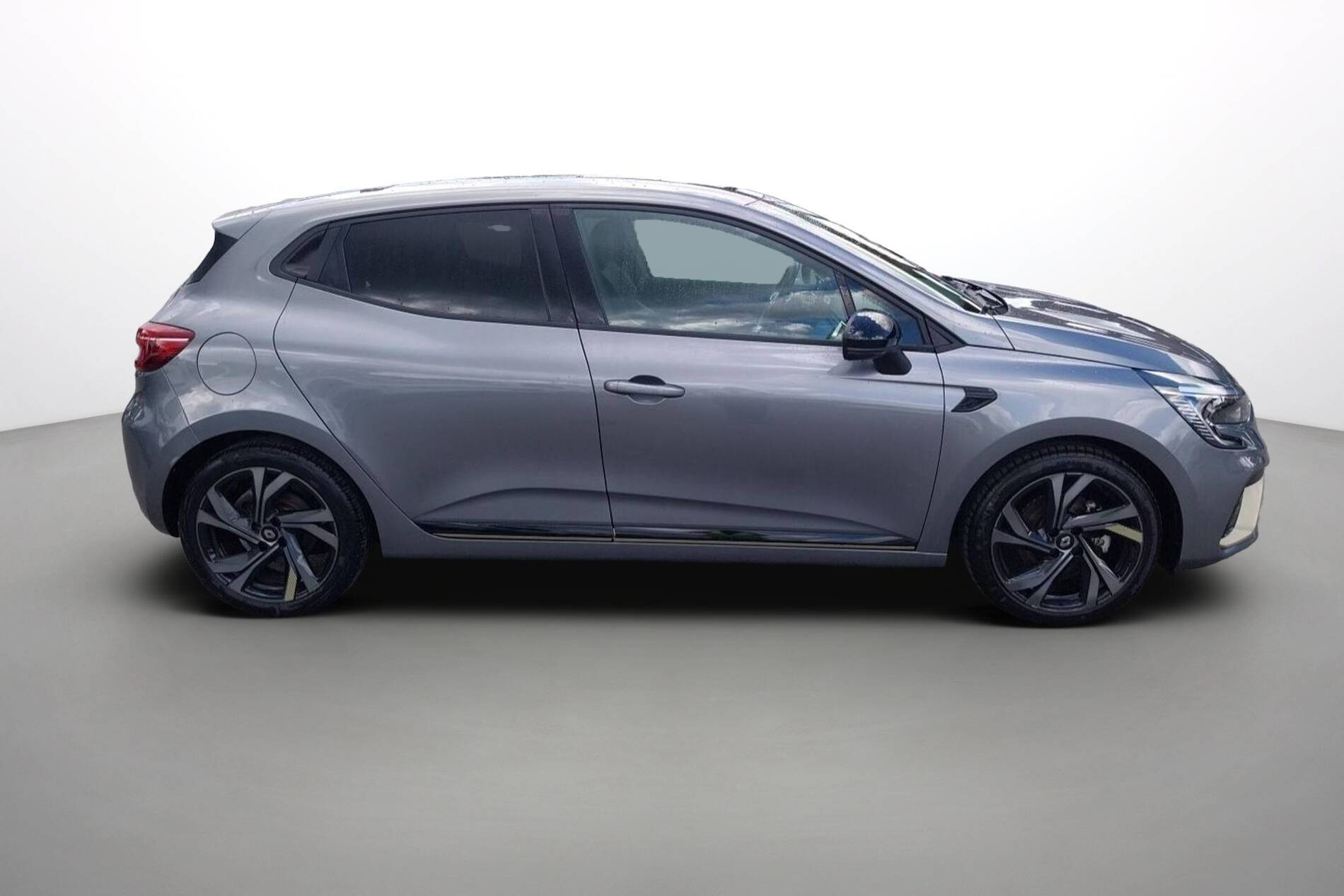 Vente en ligne Renault Clio 5 Clio E-Tech full hybrid 145 au prix de 19 290 €