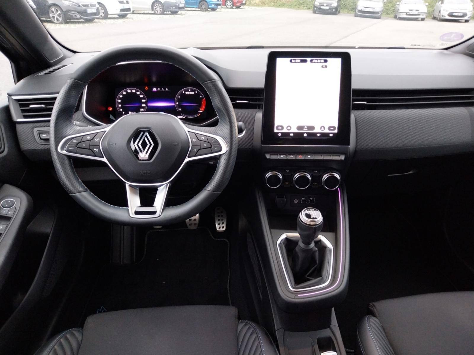 Vente en ligne Renault Clio 5 Clio TCe 90 au prix de 17 990 €