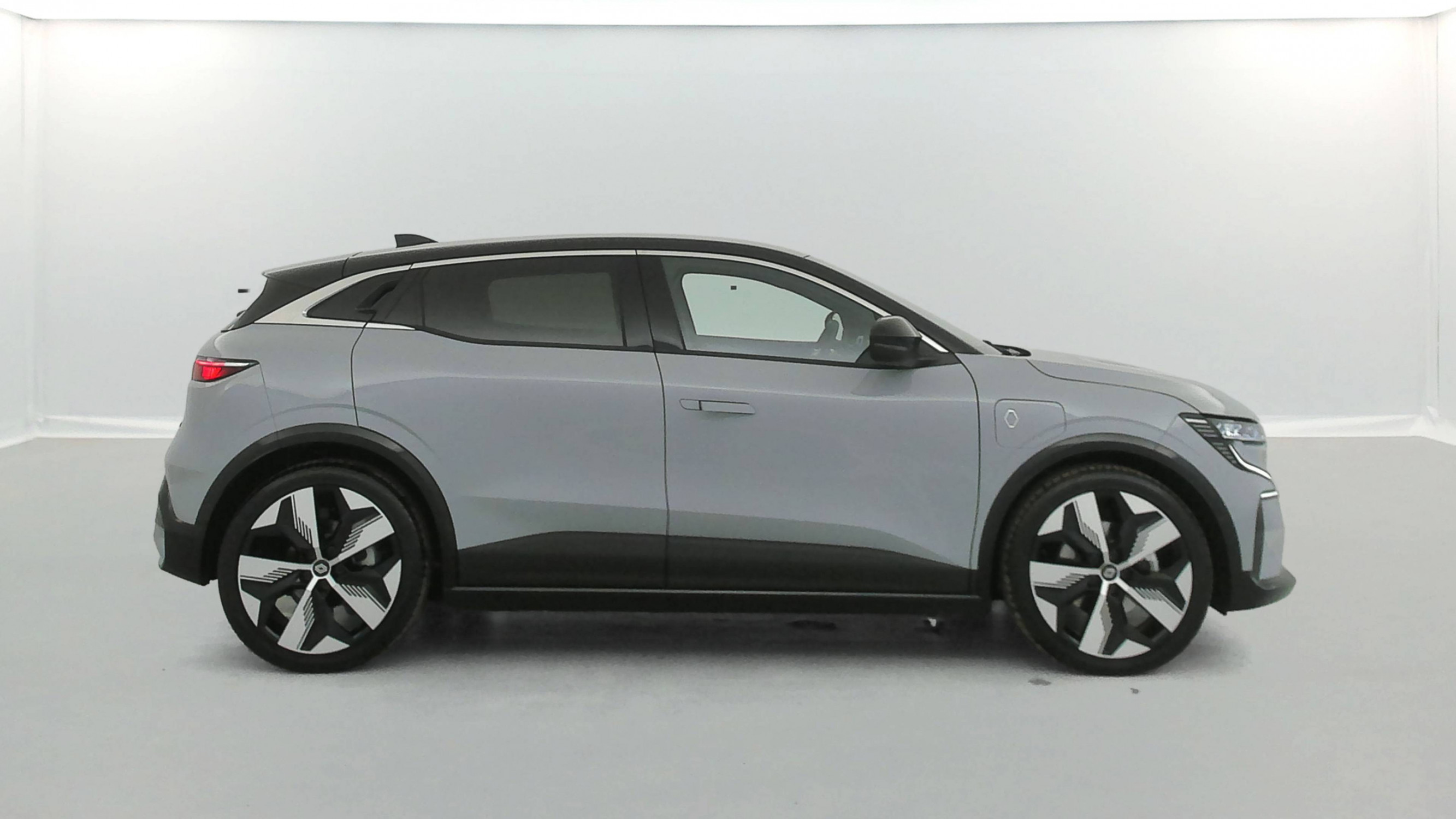 Vente en ligne Renault Megane E-Tech  220 ch autonomie confort GSR2 au prix de 30 490 €