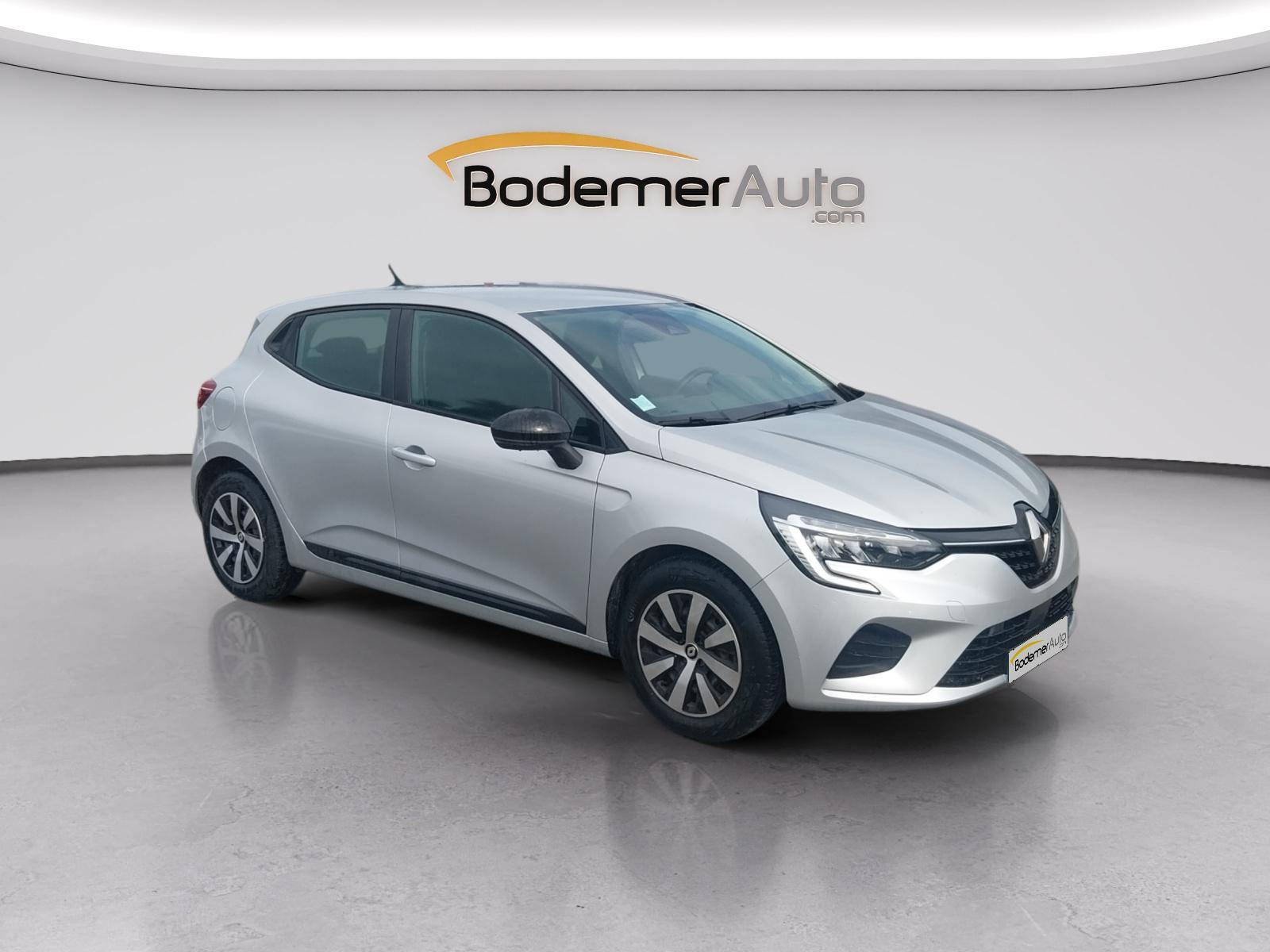 Vente en ligne Renault Clio 5 Clio TCe 90 au prix de 14 890 €