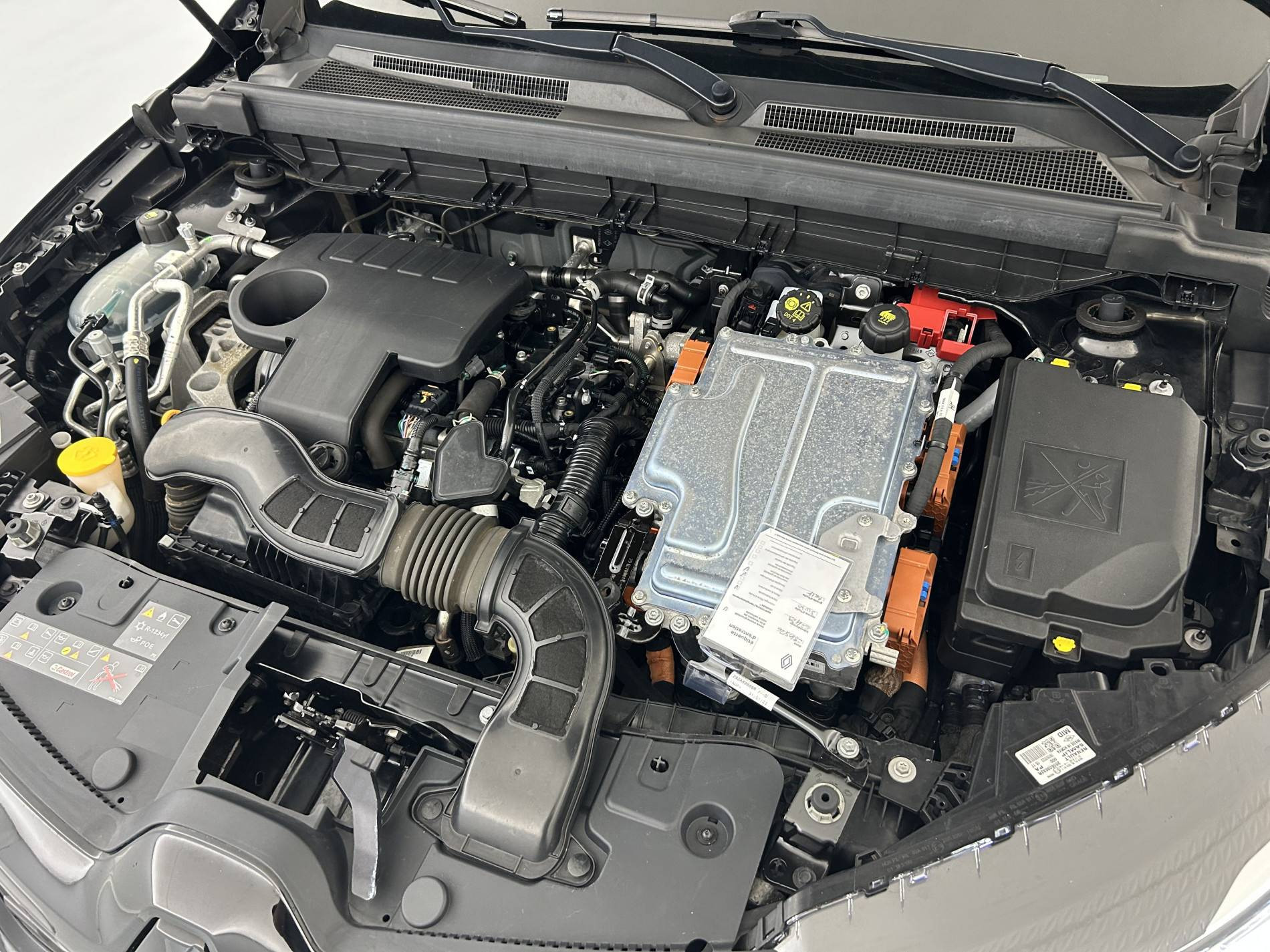 Vente en ligne Renault Arkana  E-Tech hybride 145 - 22 au prix de 21 990 €