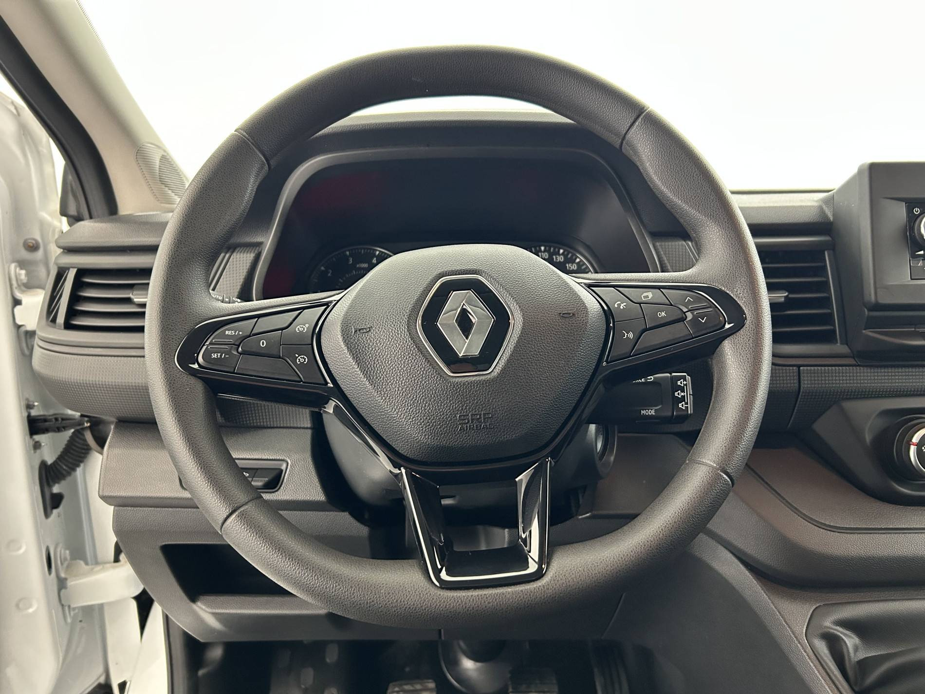 Vente en ligne Renault Trafic 3 Fourgon TRAFIC FGN L2H1 3000 KG BLUE DCI 130 au prix de 23 490 €