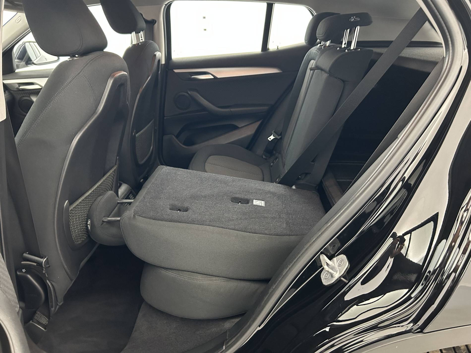Vente en ligne Bmw X2 X2 sDrive 16d 116 ch DKG7 au prix de 17 316 €