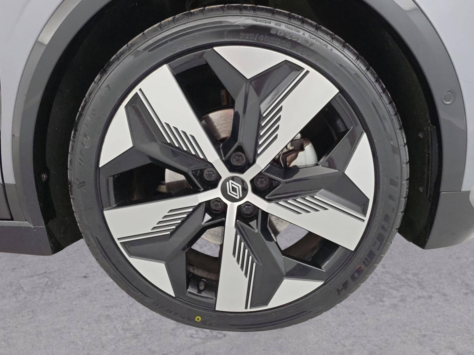 Vente en ligne Renault Megane E-Tech  EV60 220 ch super charge au prix de 25 990 €