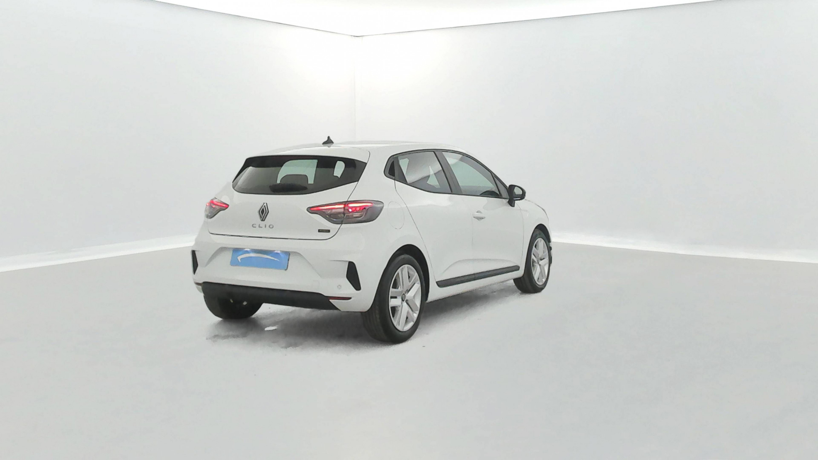 Vente en ligne Renault Clio 5 Clio E-Tech full hybrid 145 ch GSR2 au prix de 18 890 €