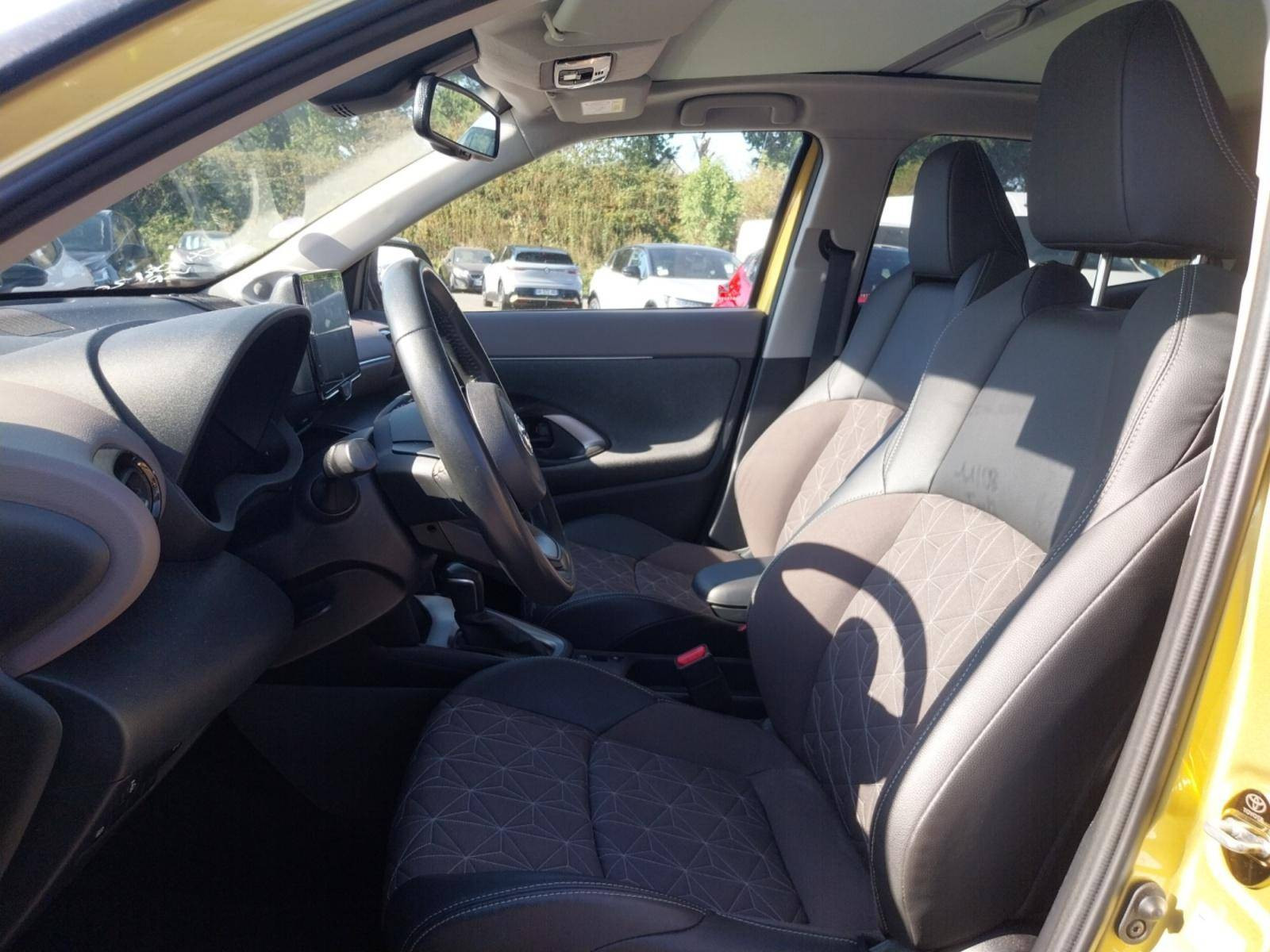 Vente en ligne Toyota Yaris Cross  116h 2WD au prix de 21 490 €