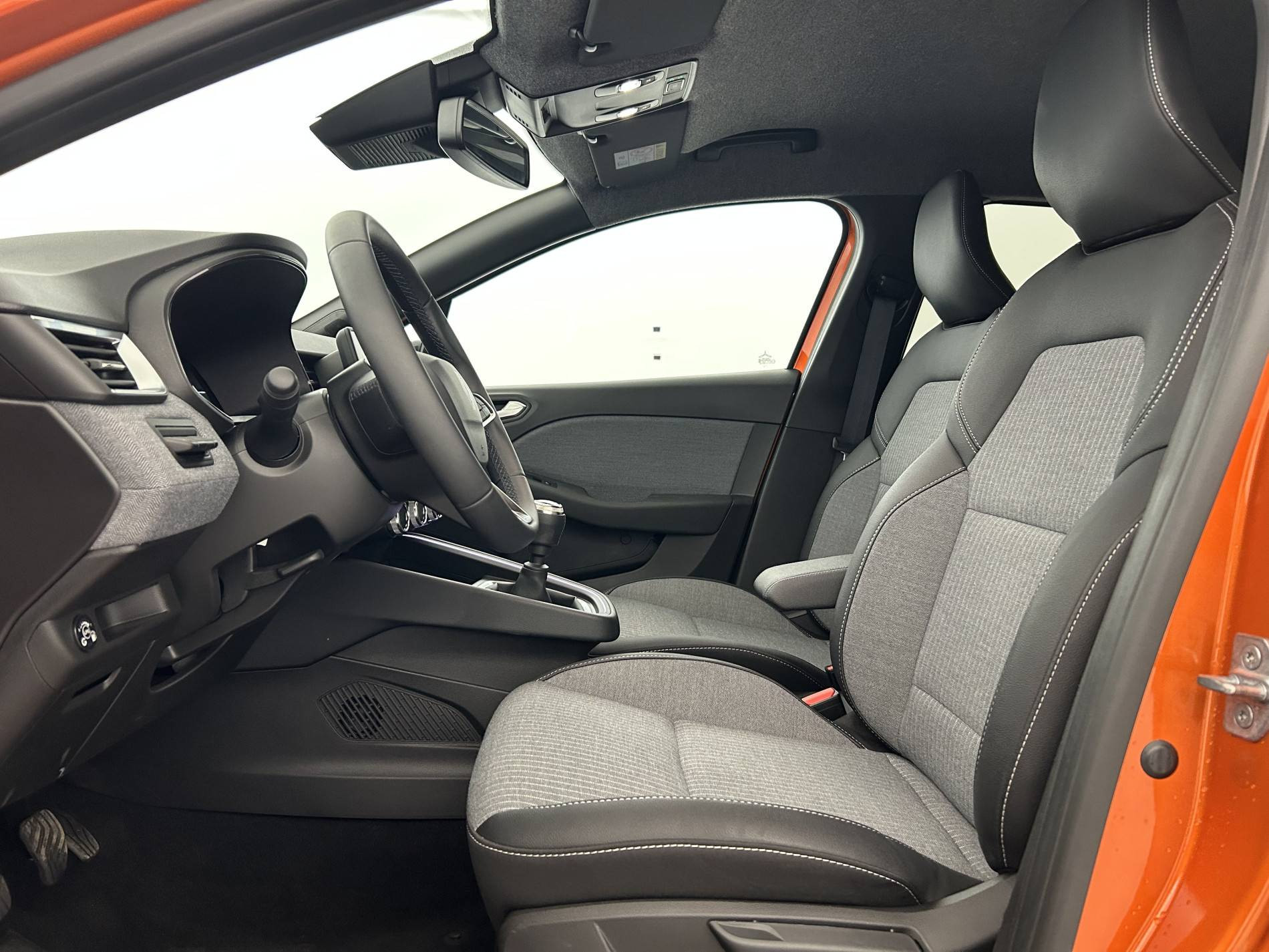 Vente en ligne Renault Clio 5 Clio Eco-G 100 ch GSR2 au prix de 17 970 €