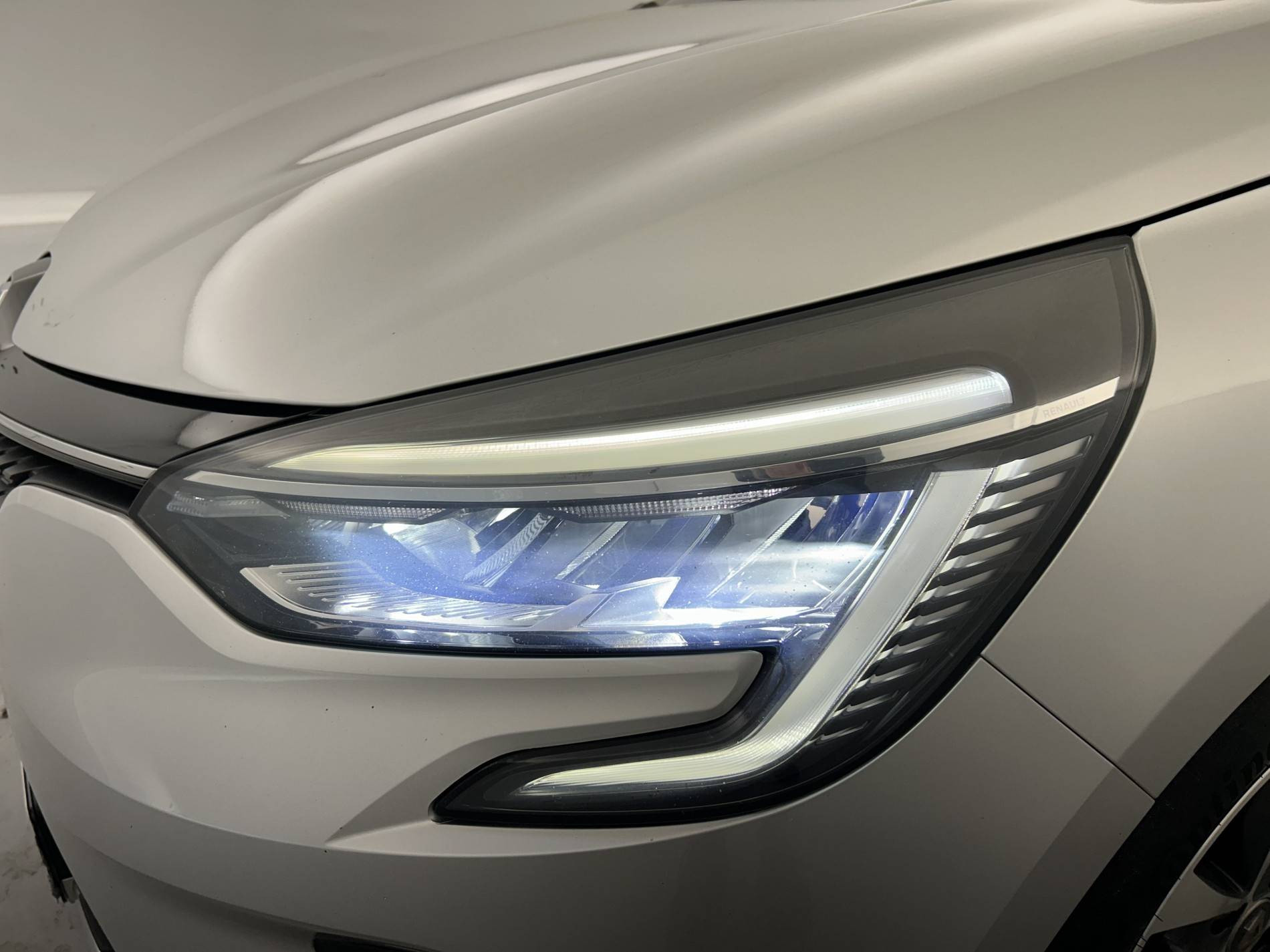 Vente en ligne Renault Clio 5 Clio TCe 100 au prix de 11 890 €