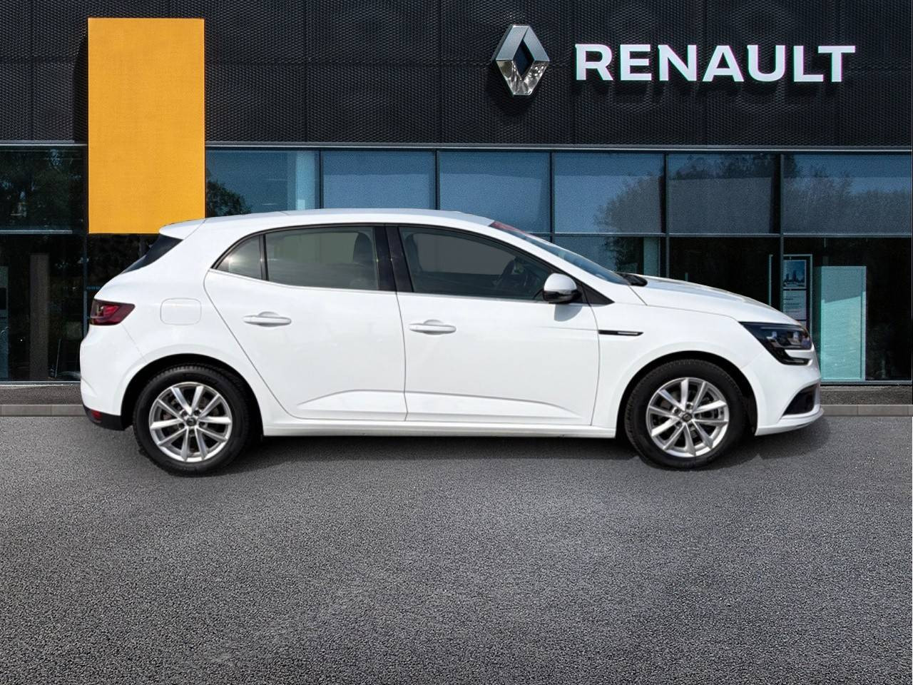 Vente en ligne Renault Megane 4 Mégane IV Berline Blue dCi 95 au prix de 14 990 €