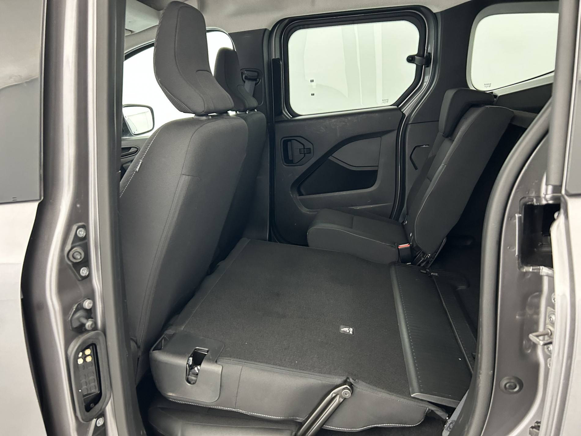 Vente en ligne Renault Kangoo  Blue dCi 95 au prix de 23 990 €