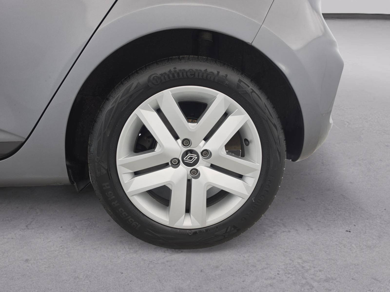 Vente en ligne Renault Clio 5 Clio TCe 90 au prix de 14 590 €