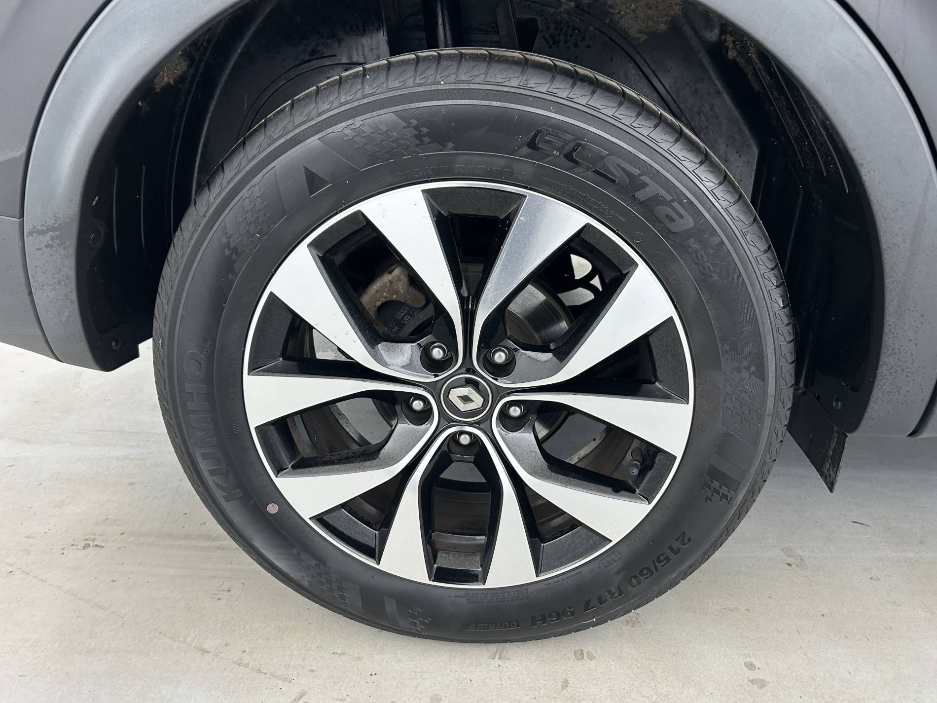 Vente en ligne Renault Arkana  mild hybrid 140 EDC FAP - 22 au prix de 19 990 €