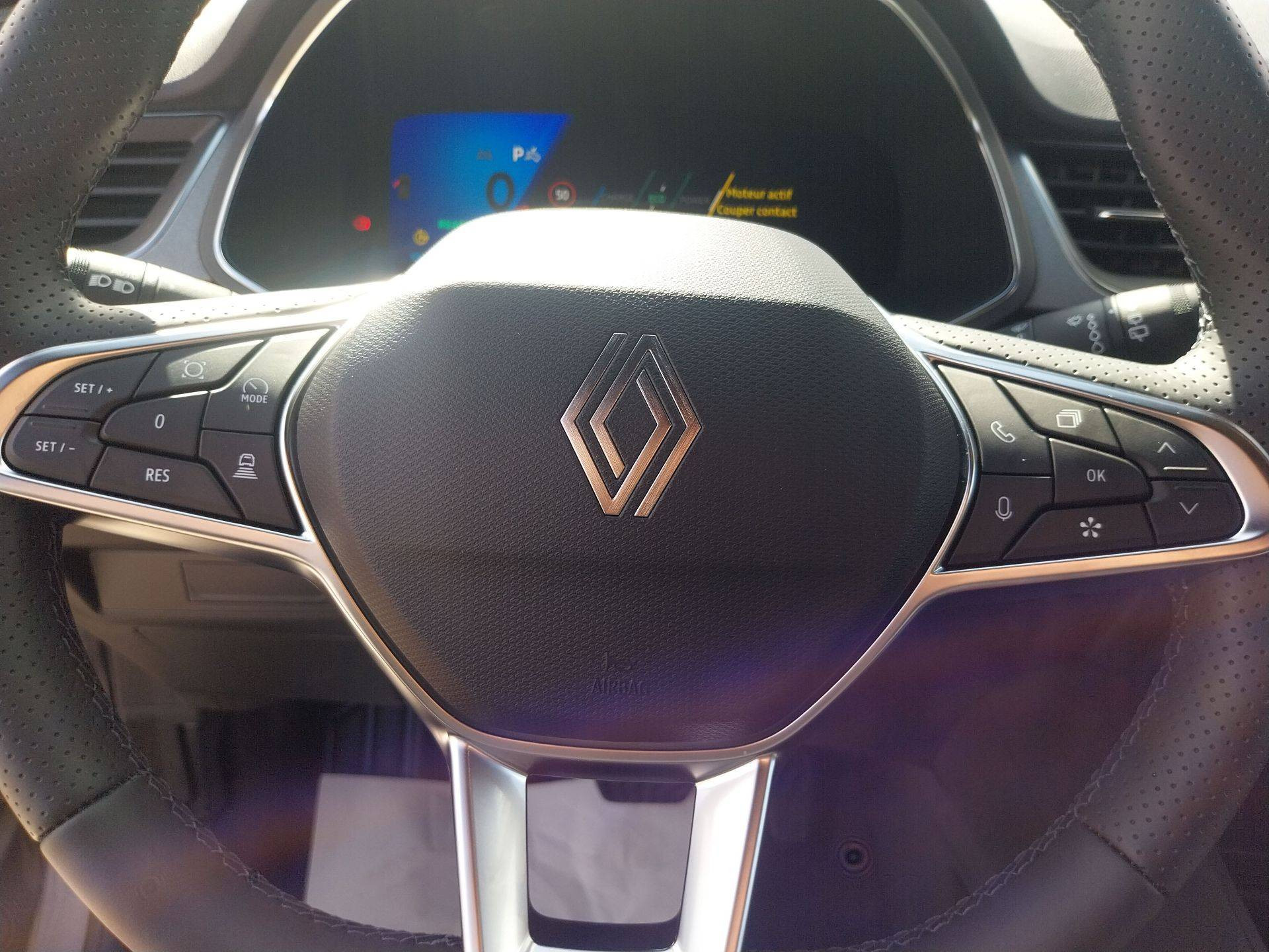 Vente en ligne Renault Symbioz  E-Tech full hybrid 145 au prix de 27 490 €