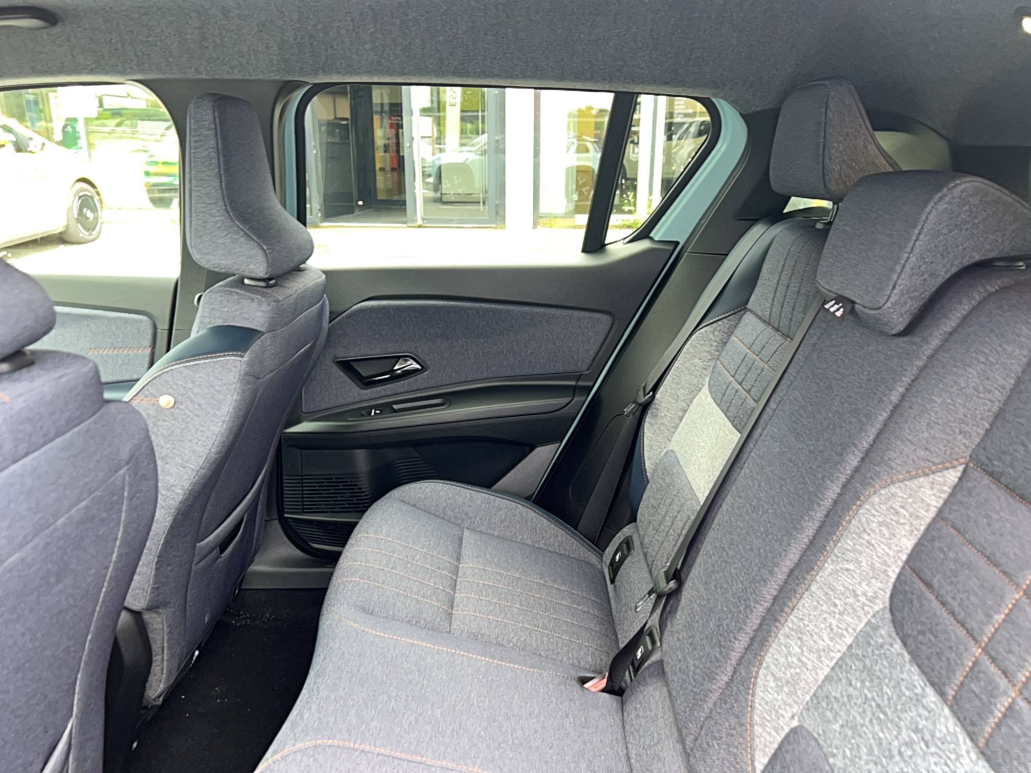 Vente en ligne Renault R4 E-Tech  150 ch autonomie confort au prix de 36 990 €
