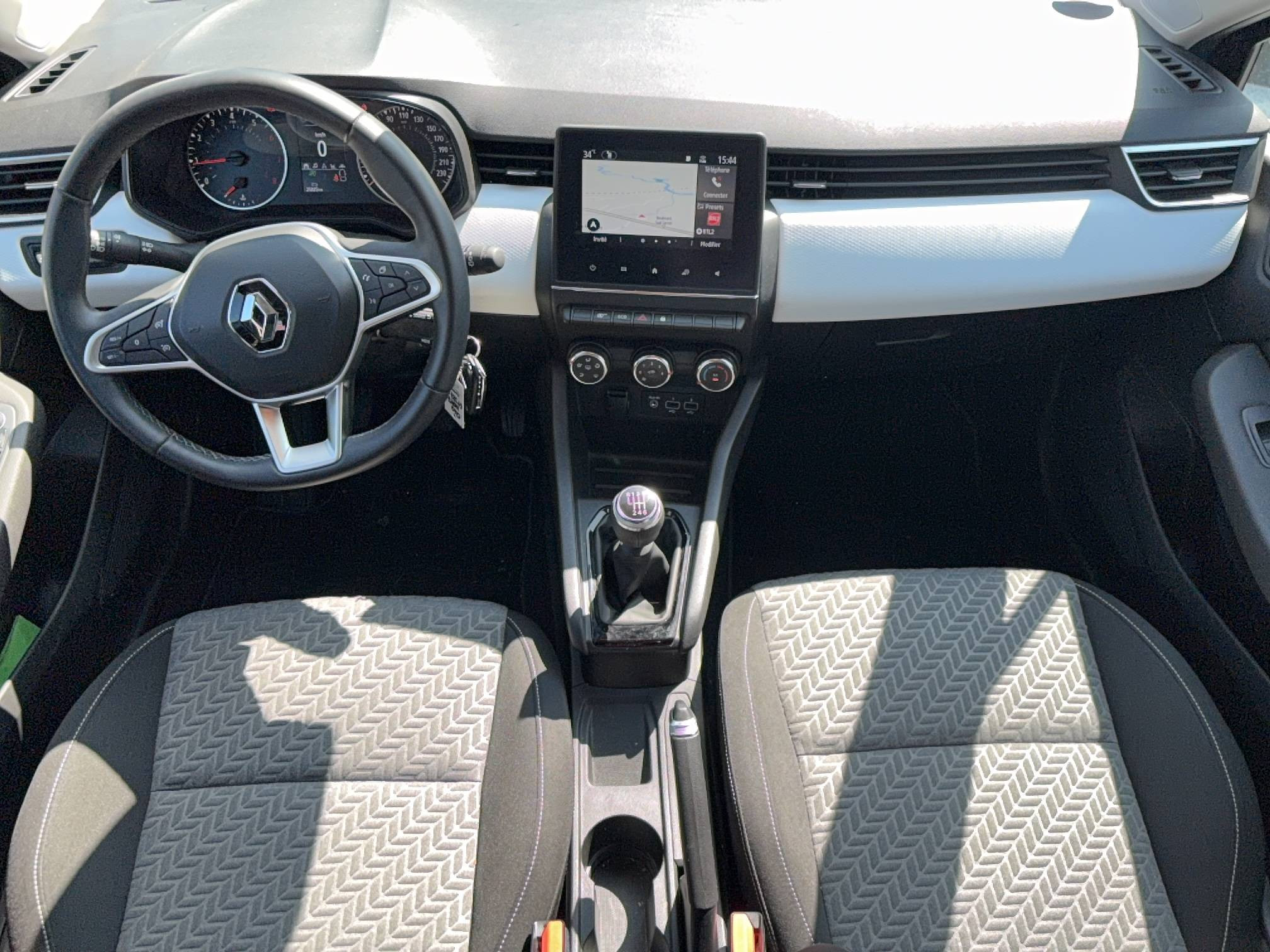 Vente en ligne Renault Clio 5 Clio TCe 100 GPL au prix de 14 590 €
