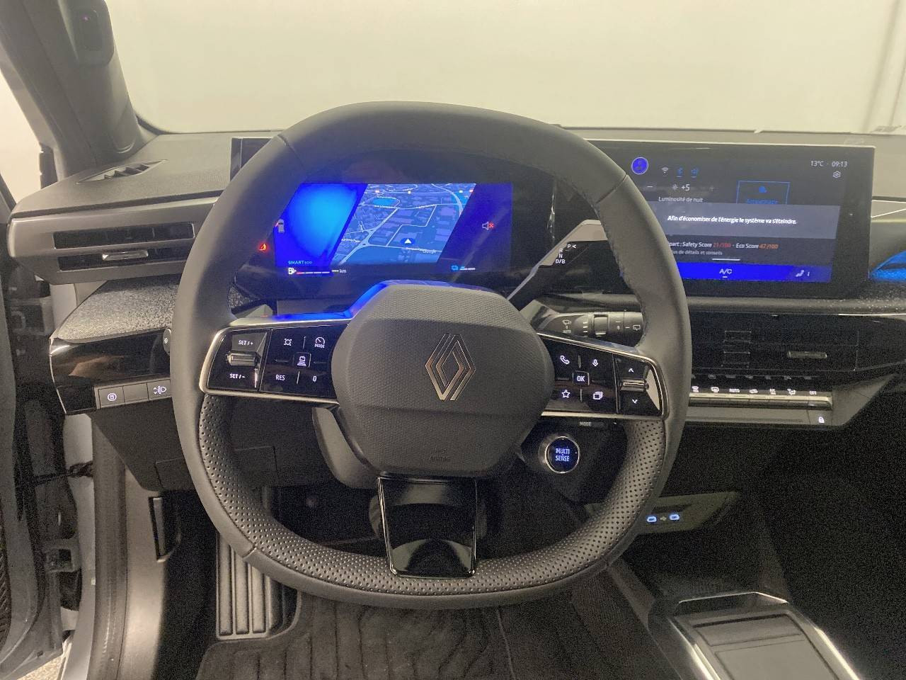 Vente en ligne Renault Clio 6 Clio E-Tech full hybrid 160 ch au prix de 50 000 €