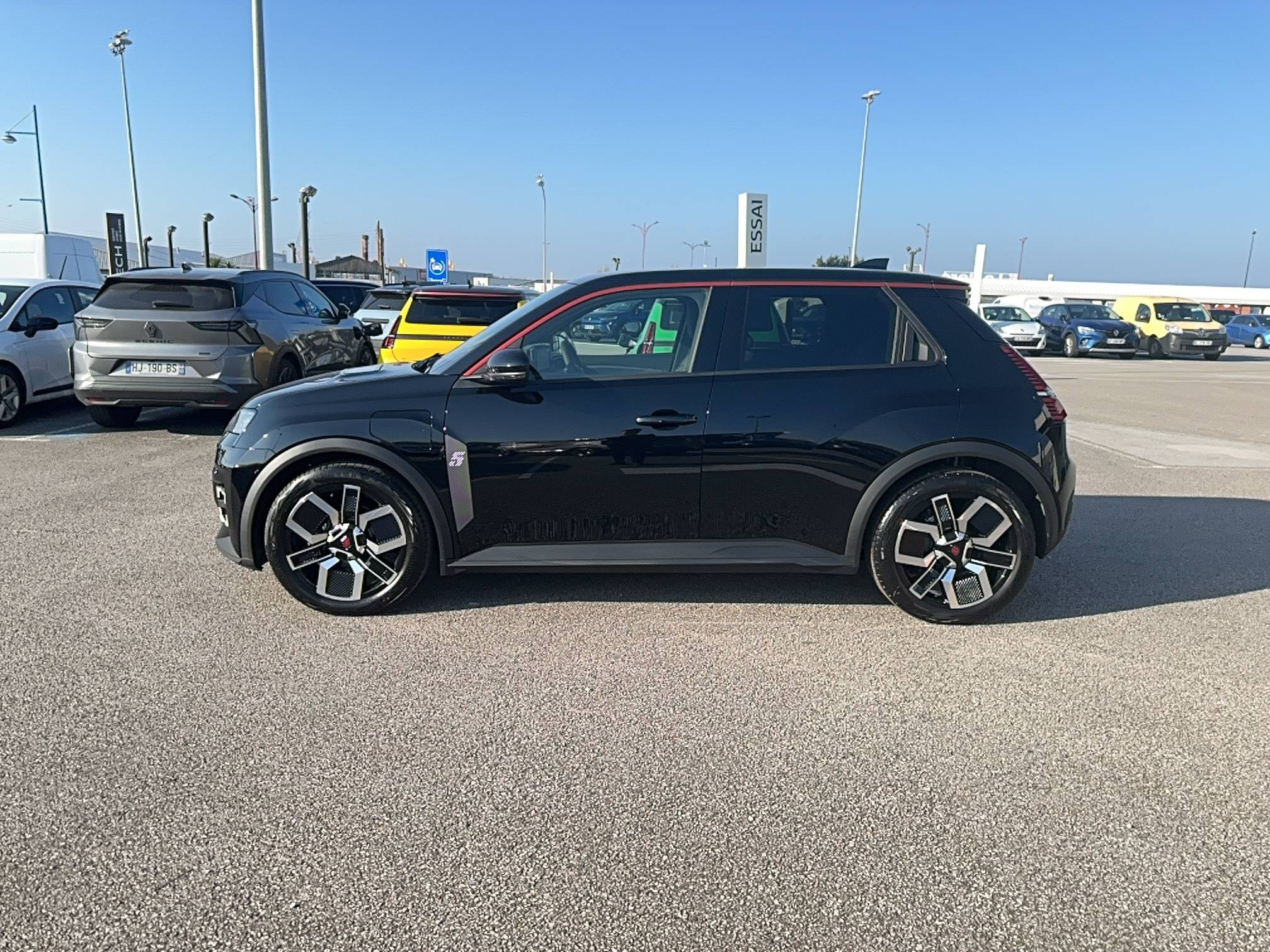 Vente en ligne Renault R5 E-Tech  150 ch autonomie confort au prix de 33 990 €