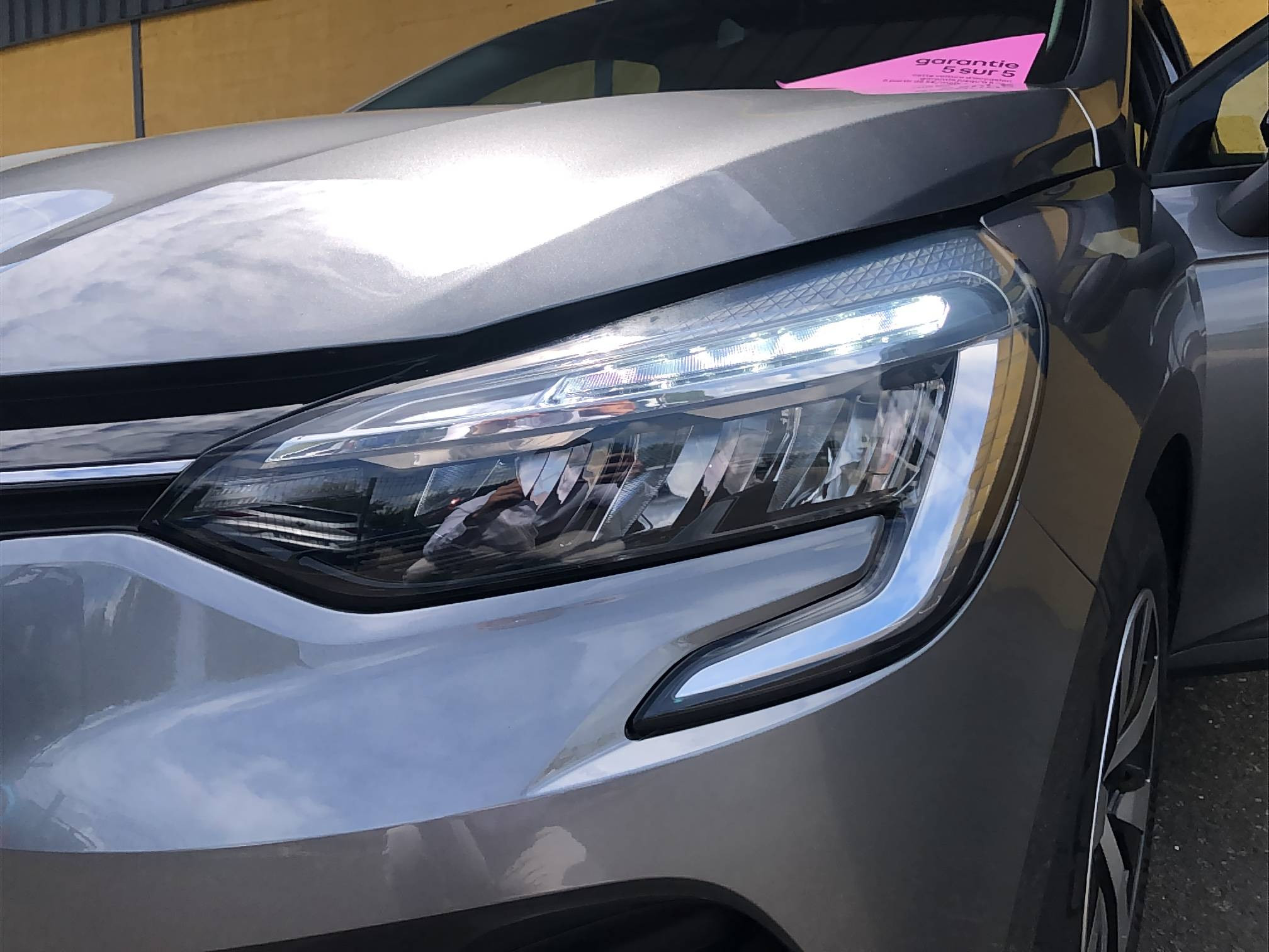 Vente en ligne Renault Clio 5 Clio TCe 90 au prix de 14 990 €