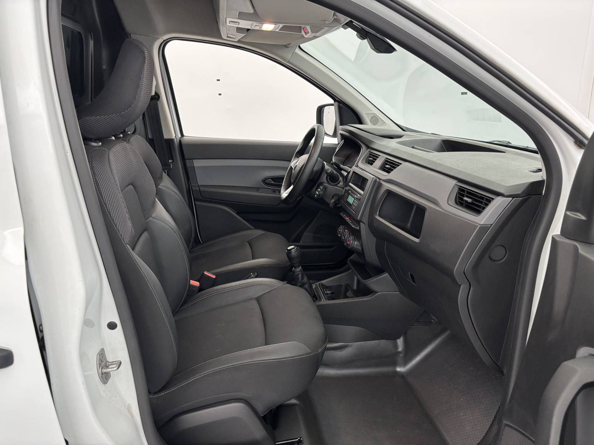 Vente en ligne Renault Express Van  BLUE DCI 95 - 22 au prix de 14 868 €