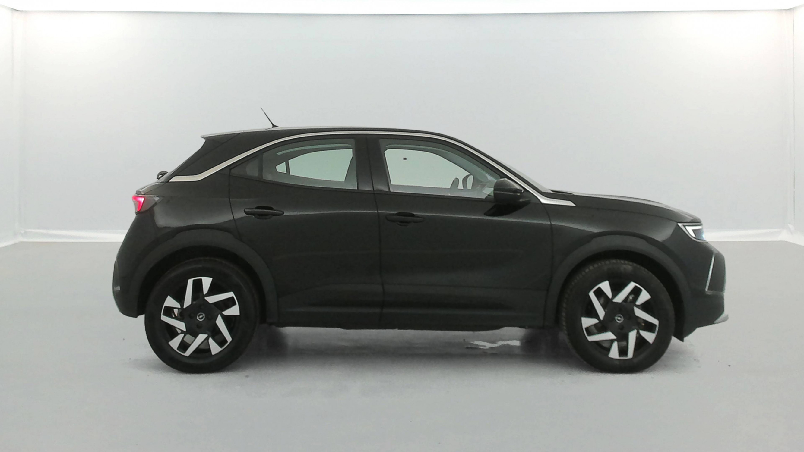 Vente en ligne Opel Mokka-e  136 ch & Batterie 50 kWh au prix de 15 490 €