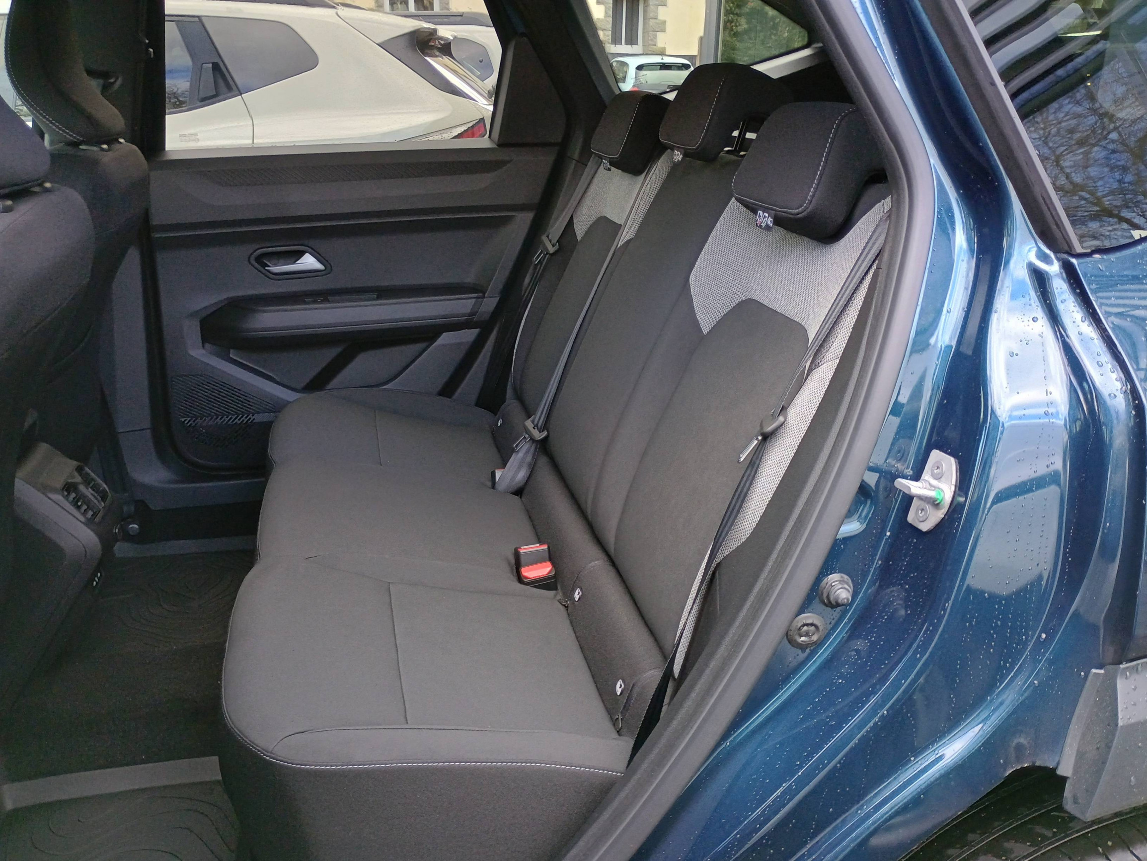 Vente en ligne Dacia Bigster Bigster Hybrid-G 150 4x4 au prix de 33 490 €